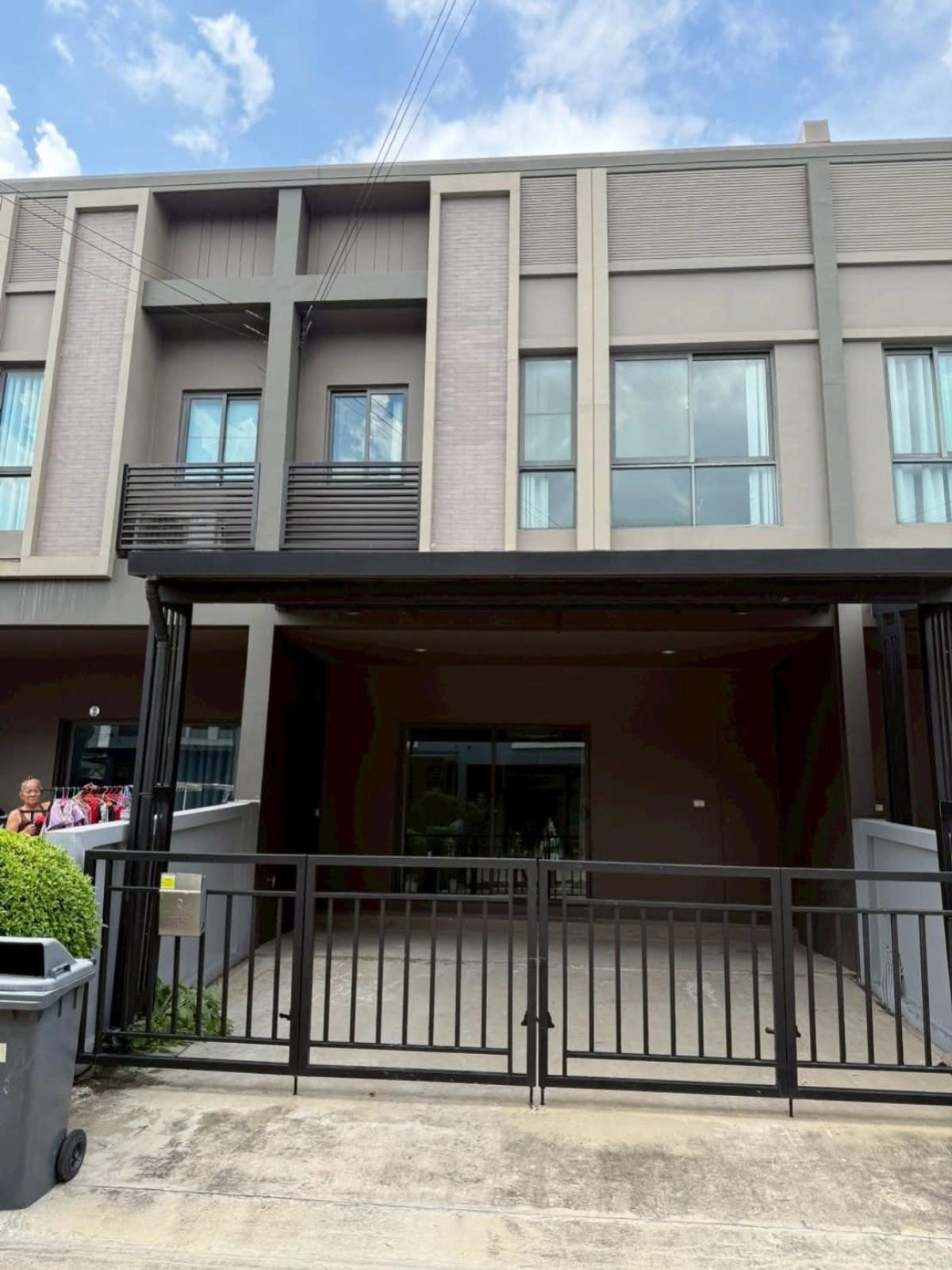 For SaleTownhomePathum Thani,Rangsit, Thammasat : For Sale Townhouse/Townhome  , VERVE Tiwanon-Rangsit , Bang Kadi , Mueang Pathum Thani , Pathum Thani , CX-148214