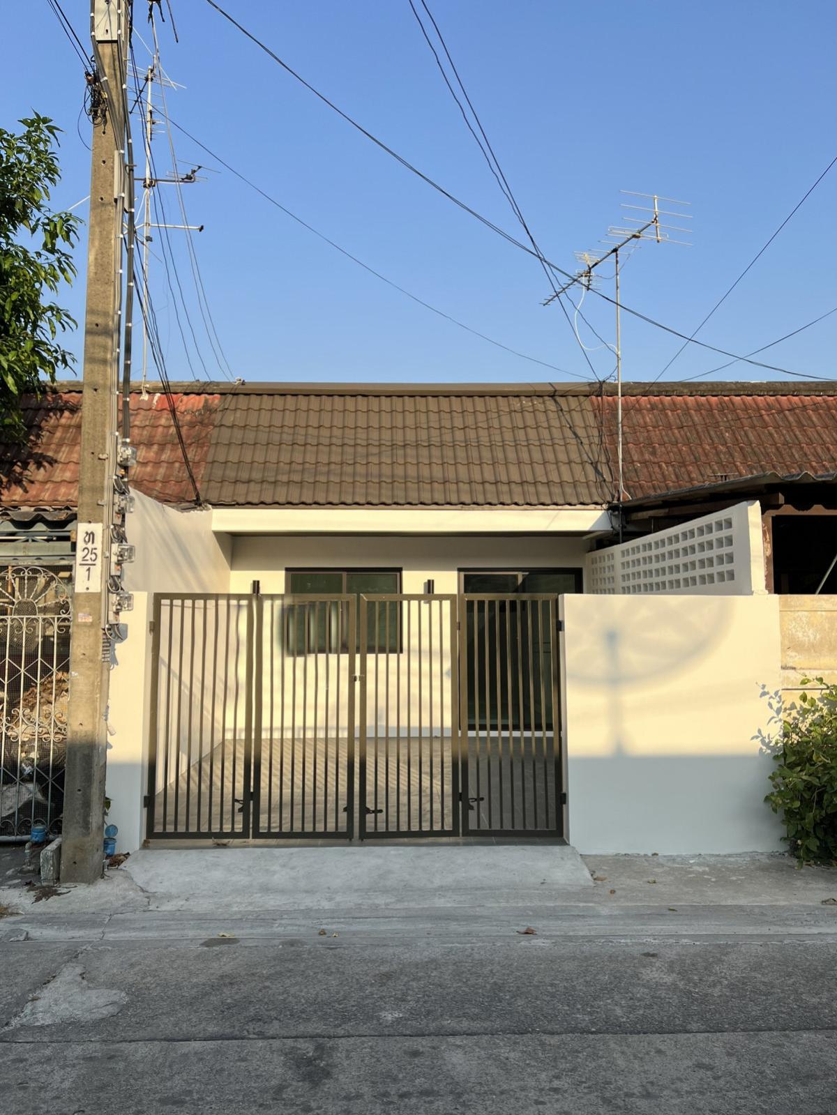 For SaleTownhomeBang kae, Phetkasem : For Sale Townhome Phetkasem 53 , Bang Khae , Bang Khae , Bangkok , CX-148100