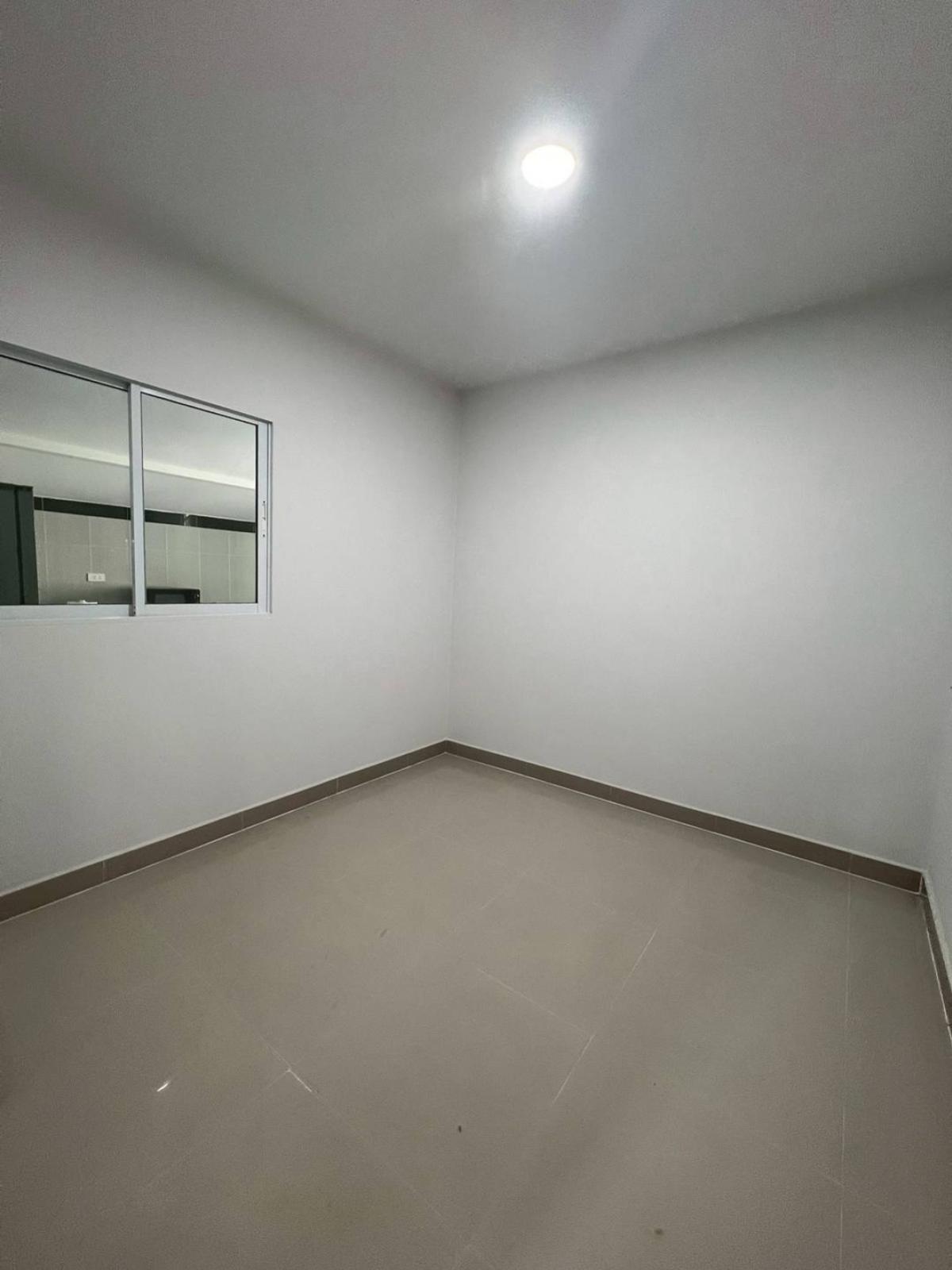 ขายบ้านปทุมธานี รังสิต ธรรมศาสตร์ : ขายบ้าน  วิสต้า วิลล์ คลอง 8 ลำลูกกา ลำลูกกา ปทุมธานี CX-147994