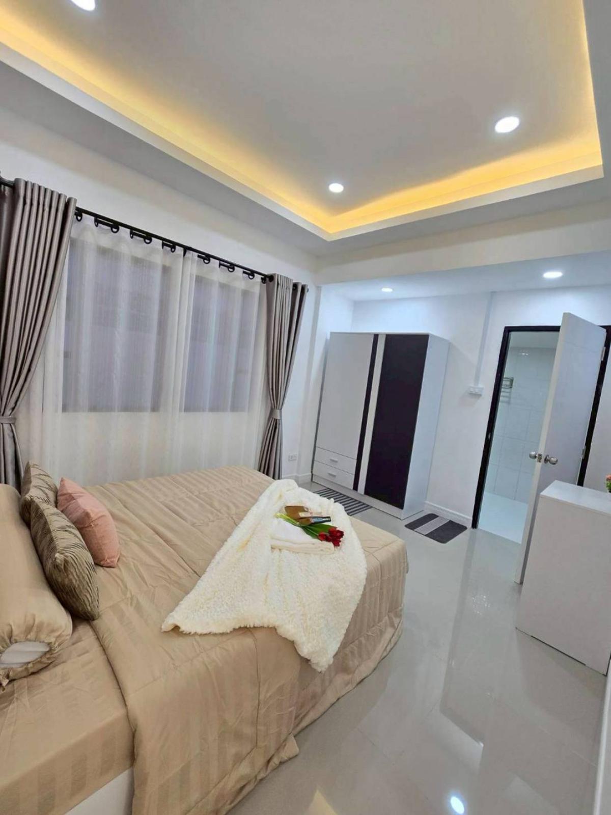 For SaleHousePattaya, Bangsaen, Chonburi : For Sale Detacted house in pattaya for sale , Nong Prue , Bang Lamung , Chon Buri , CX-147952