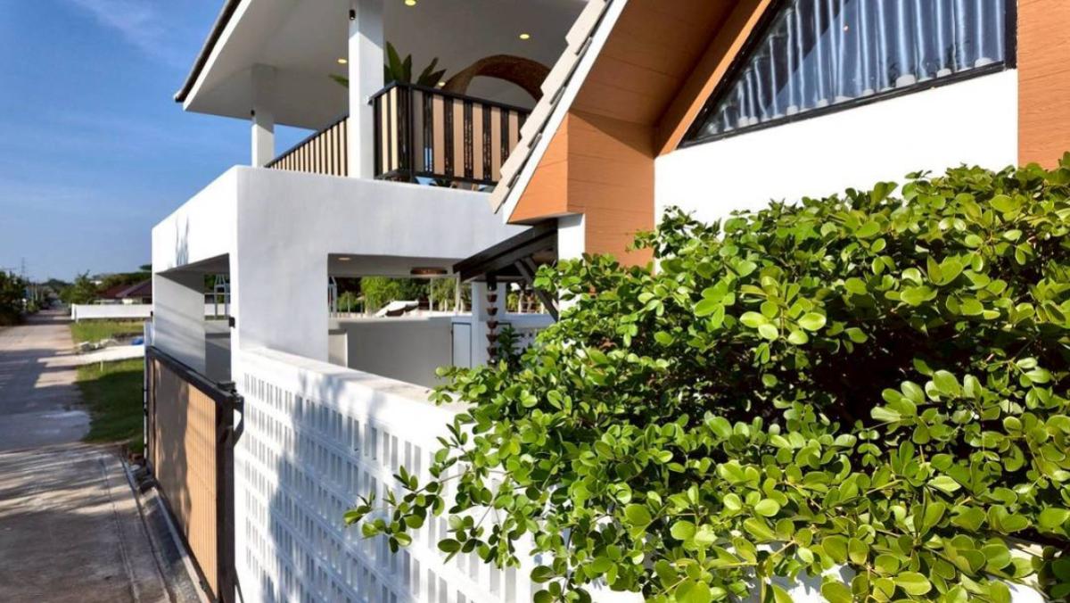 For SaleHousePattaya, Bangsaen, Chonburi : For Sale 2 storey detacted house pool villa for sale in Pattaya , Mueang Phata , Bang Lamung , Chon Buri , CX-147950