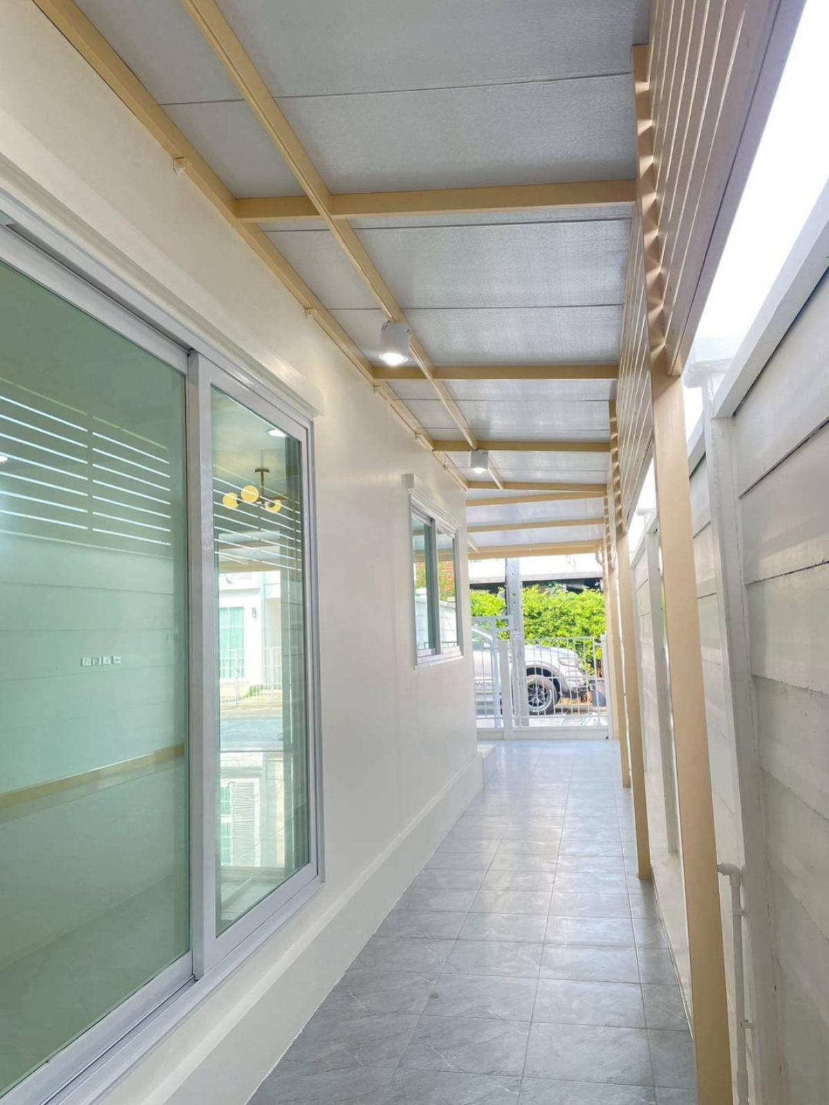 ขายทาวน์โฮมนนทบุรี บางใหญ่ บางบัวทอง : ขายบ้าน  คุณาลัย บีกินส์ บ้านกล้วย - ไทรน้อย ห้องมุม รีโนเวทใหม่ MRT-คลองบางไผ่ พิมลราช บางบัวทอง นนทบุรี CX-147978