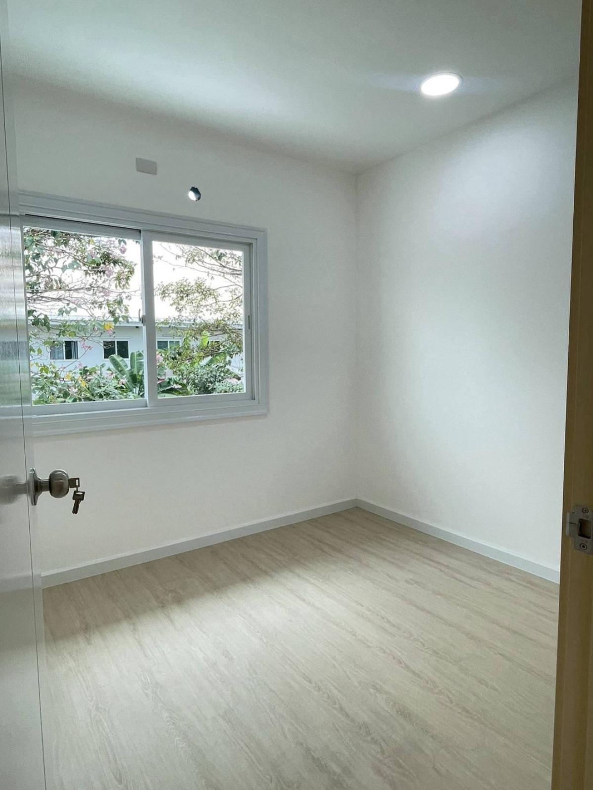 ขายทาวน์โฮมนนทบุรี บางใหญ่ บางบัวทอง : ขายบ้าน  คุณาลัย บีกินส์ บ้านกล้วย - ไทรน้อย ห้องมุม รีโนเวทใหม่ MRT-คลองบางไผ่ พิมลราช บางบัวทอง นนทบุรี CX-147978