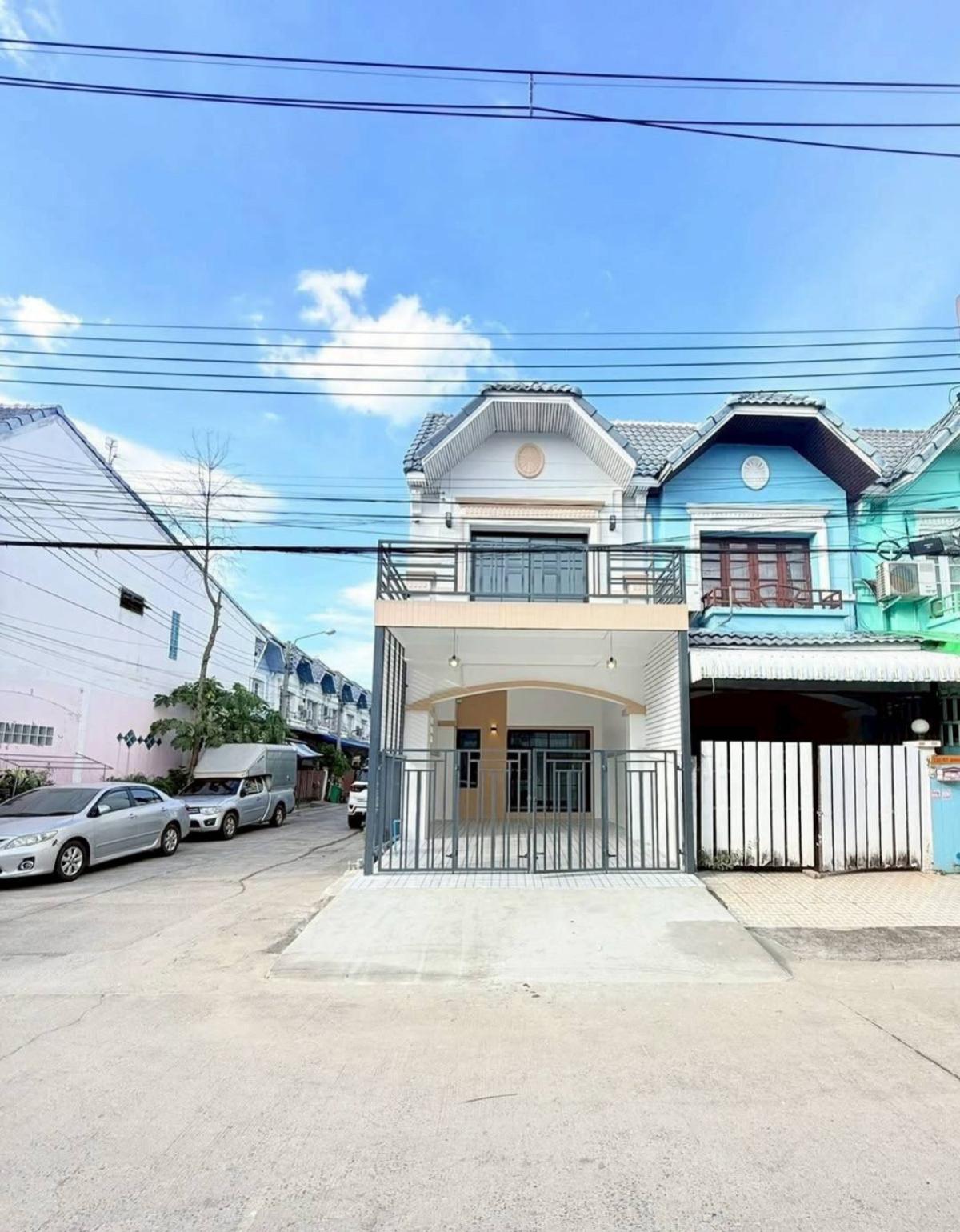 ขายทาวน์โฮมนนทบุรี บางใหญ่ บางบัวทอง : ขายทาวน์เฮ้าส์/ทาวน์โฮม  มนวดี กรีนพาร์ค พิมลราช บางบัวทอง นนทบุรี CX-147964