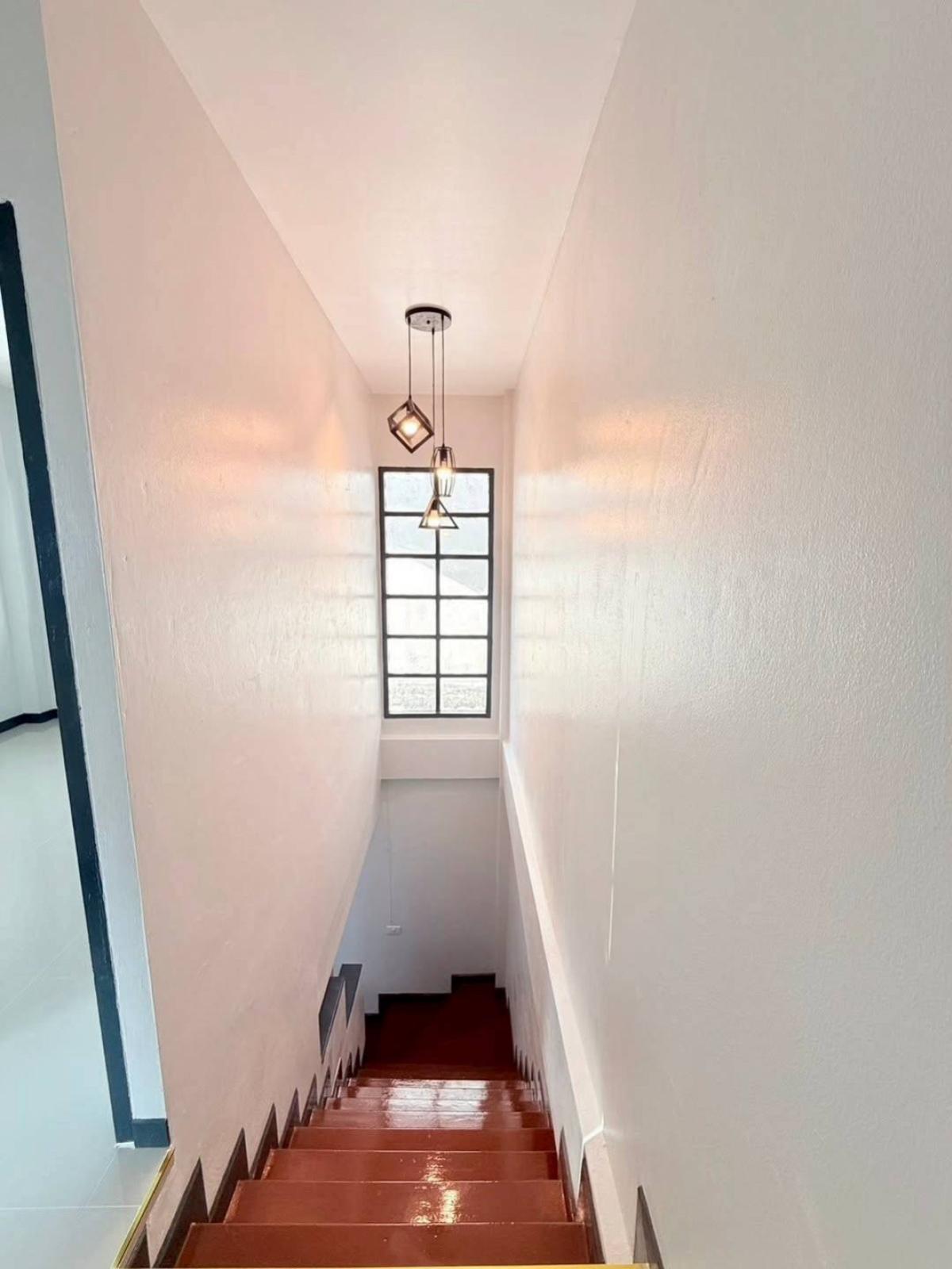 ขายทาวน์โฮมนนทบุรี บางใหญ่ บางบัวทอง : ขายทาวน์เฮ้าส์/ทาวน์โฮม  มนวดี กรีนพาร์ค พิมลราช บางบัวทอง นนทบุรี CX-147964