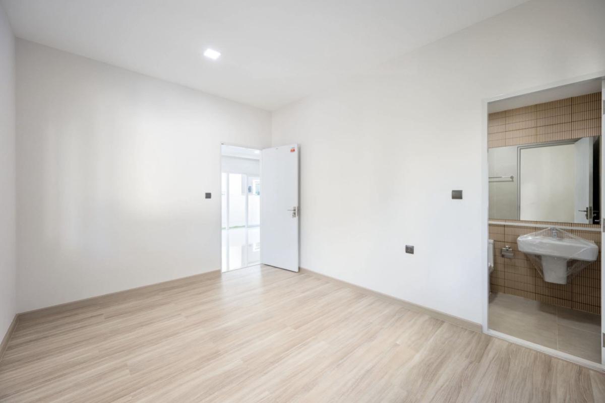 ขายบ้านพระราม 5 ราชพฤกษ์ บางกรวย : ขายบ้าน  มัณฑนา ราชพฤกษ์ - สะพานมหาเจษฎาบดินทร์ฯ บางกร่าง เมืองนนทบุรี นนทบุรี CX-148048