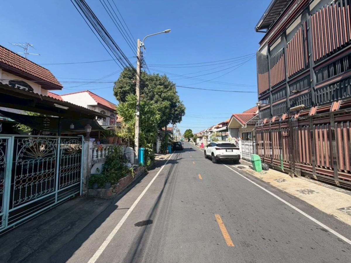 ขายทาวน์โฮมนนทบุรี บางใหญ่ บางบัวทอง : ขายทาวน์เฮ้าส์/ทาวน์โฮม  บ้านบัวทอง 21/9 บางรักพัฒนา บางบัวทอง นนทบุรี CX-147864