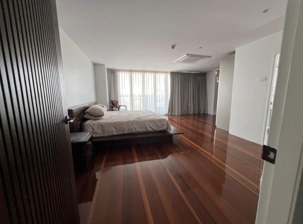 ขายคอนโดปทุมธานี รังสิต ธรรมศาสตร์ : 07/03/2026, รวมค่าโอนวิวใจกลางสุขุมวิท! 3 ห้องนอนใหญ่ 248 ตร.ม. พร้อมอยู่ที่ Prime Mansion Sukhumvit 31 
ราคาพิเศษ 25.75 ล้าน บาท ใกล้ BTS พร้อมพงษ์ ความสะดวกครบครัน!