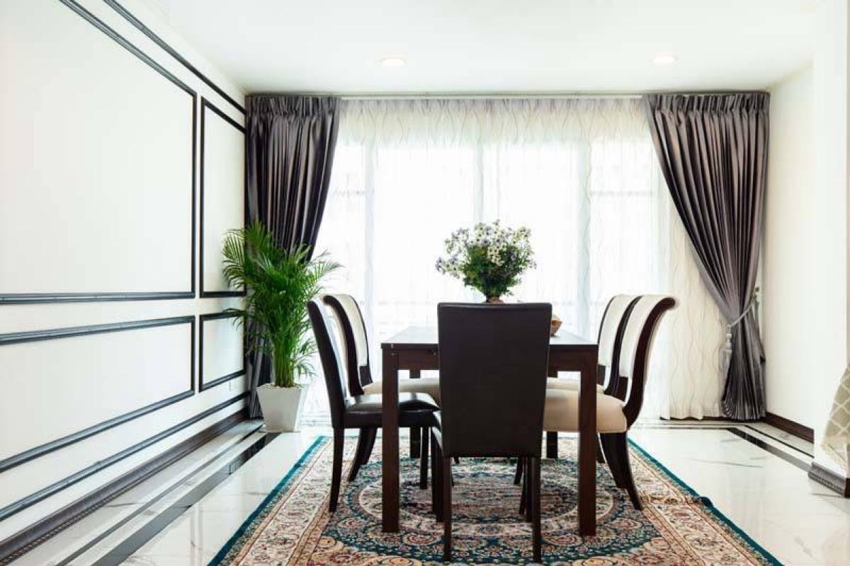 ขายคอนโดสมุทรปราการ สำโรง : 07/03/2026, รวมค่าโอนคอนโดหรู 3 ห้องนอน ใจกลางทองหล่อ – La Vie En Rose 
พื้นที่กว้าง 186 ตร.ม. ราคาโดนใจเพียง 22 ลบ.!