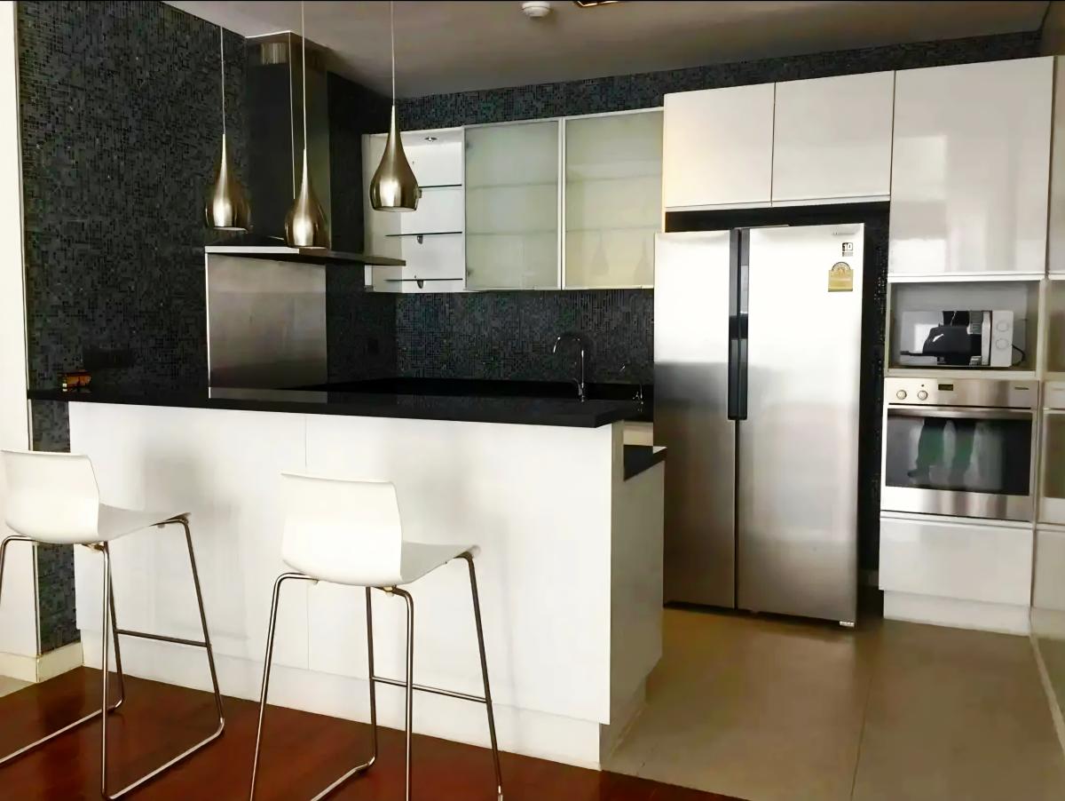 For SaleCondoSukhumvit, Asoke, Thonglor : Domus 16 Luxury Condo 2 Bedrooms Sukhumvit Near BTS AsokeFor sale 22.5 million THB / Rent 75,000 THB per month with full facilities!