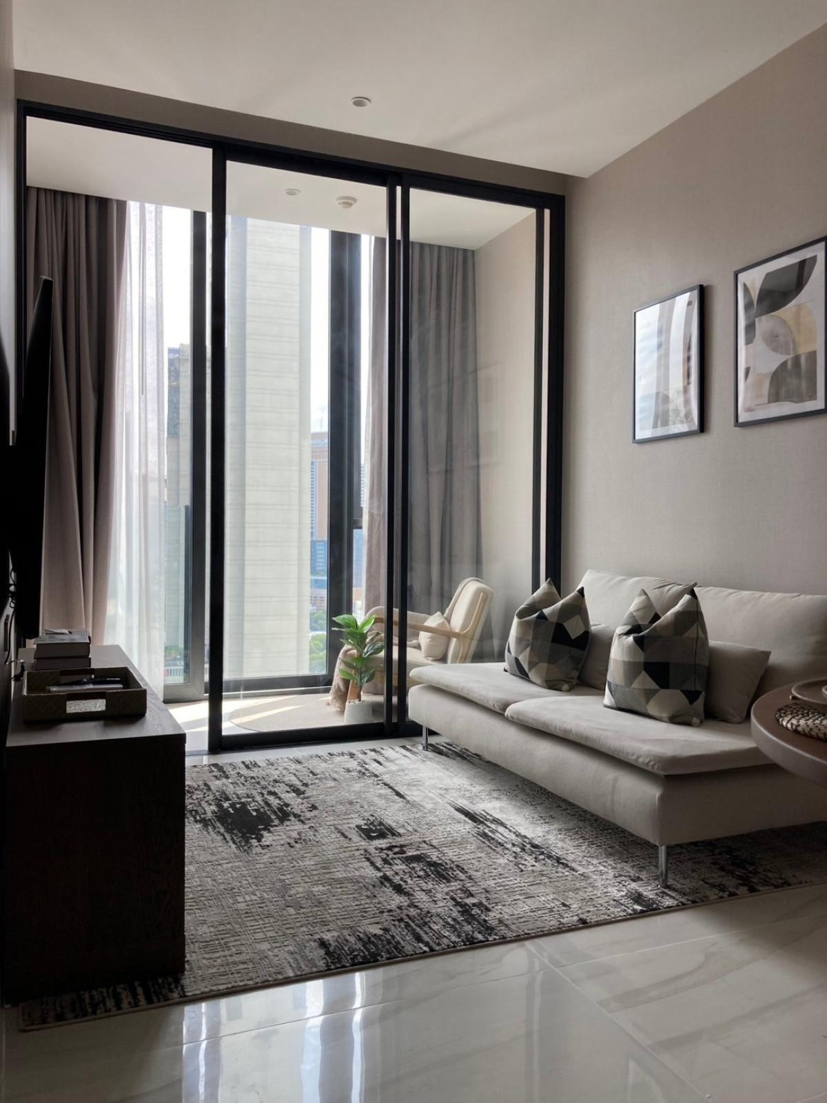 For RentCondoSathorn, Narathiwat : Rent a luxury condo Supalai Icon Sathorn 54 sq.m. near BTS Lumpini
Price only 50,000 baht/month with premium amenities!