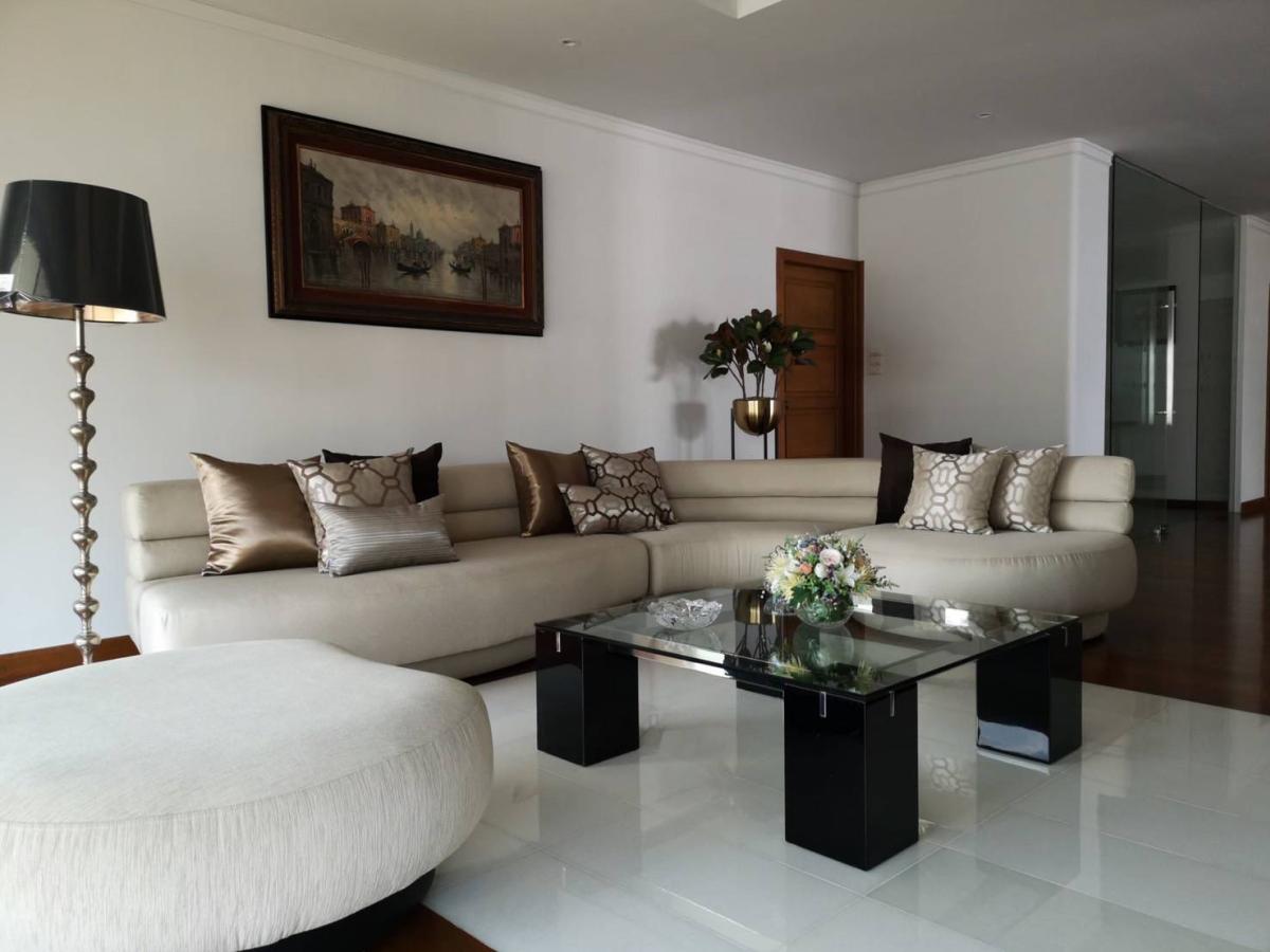 For RentCondoHuahin, Prachuap Khiri Khan, Pran Buri : Luxury 3-bedroom, 3-bathroom Tower Park near BTS Nana
Rent a large condo of 265 sqm for only 110,000 THB/month!