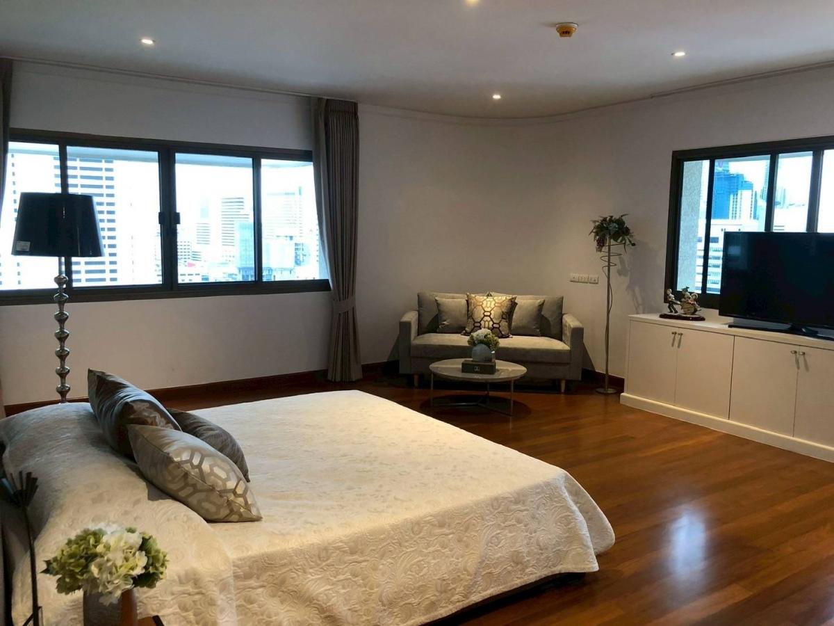 For RentCondoHuahin, Prachuap Khiri Khan, Pran Buri : Luxury 3-bedroom, 3-bathroom Tower Park near BTS Nana
Rent a large condo of 265 sqm for only 110,000 THB/month!