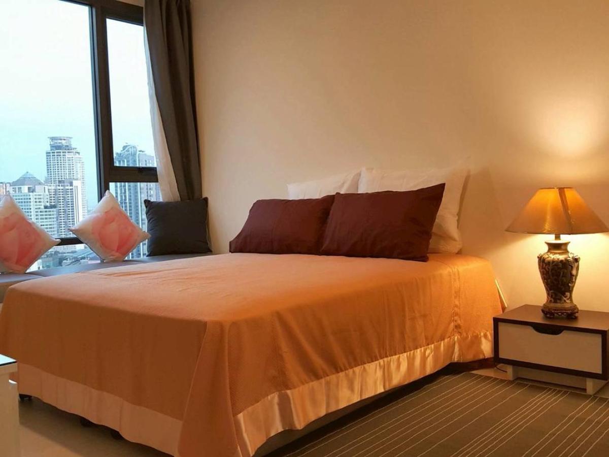 ให้เช่าคอนโดสุขุมวิท อโศก ทองหล่อ : 07/03/2026, เช่า RHYTHM Sukhumvit 42 สวย พร้อมอยู่! 
ใกล้ BTS เอกมัย ราคาสุดคุ้ม 27,000 บ./ด.