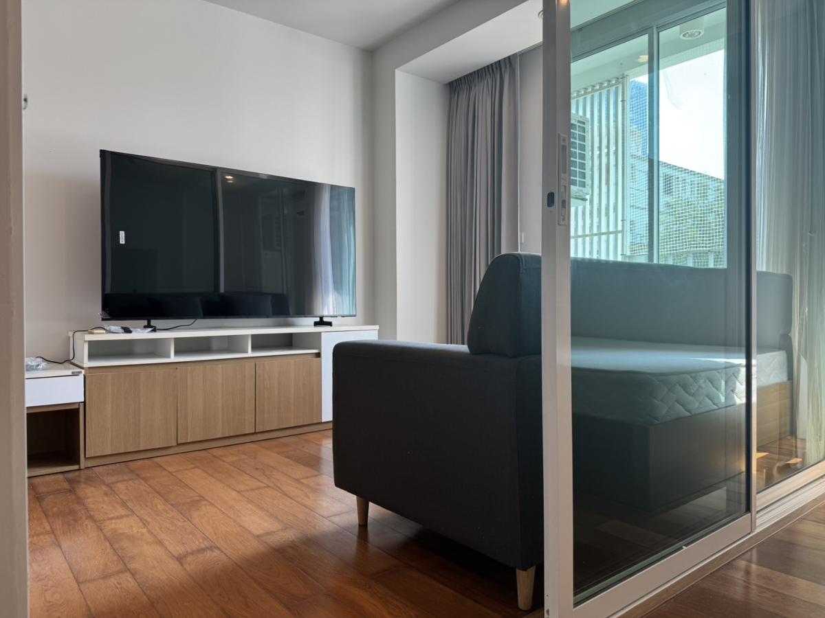 ให้เช่าคอนโดสีลม ศาลาแดง บางรัก : 07/03/2026, เช่าคอนโด Focus on Saladaeng 1 ห้องนอน ใจกลางสีลม 
ใกล้ BTS/MRT ศาลาแดง ราคาเพียง 18,000 บาท/เดือน!