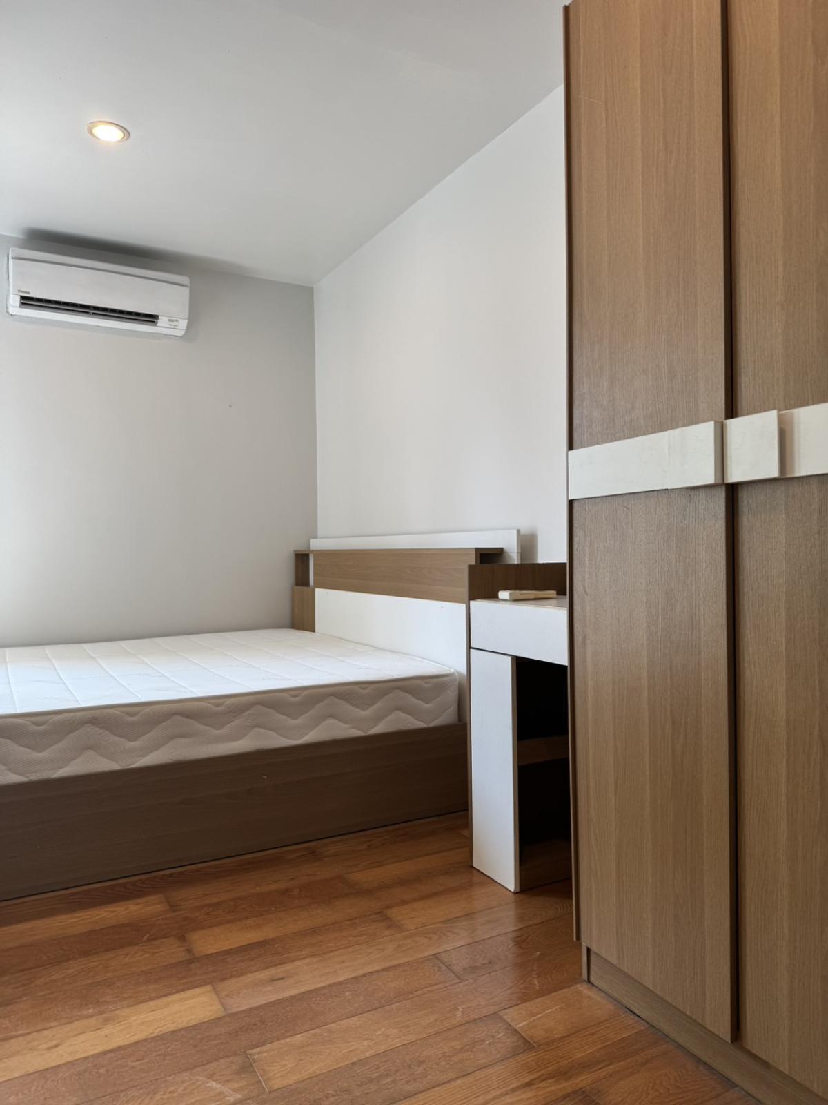 ให้เช่าคอนโดสีลม ศาลาแดง บางรัก : 07/03/2026, เช่าคอนโด Focus on Saladaeng 1 ห้องนอน ใจกลางสีลม 
ใกล้ BTS/MRT ศาลาแดง ราคาเพียง 18,000 บาท/เดือน!