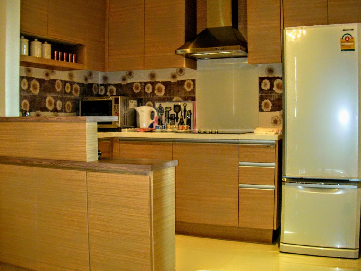 ให้เช่าคอนโดสุขุมวิท อโศก ทองหล่อ : 03/04/2026, หรูใจกลางพร้อมพงษ์! 2 ห้องนอน 3 ห้องน้ำ 105 ตร.ม. 
เช่า 75,000.- ฟิตเนส สระว่ายน้ำ พร้อมสิ่งอำนวยความสะดวกครบ! 0642748883