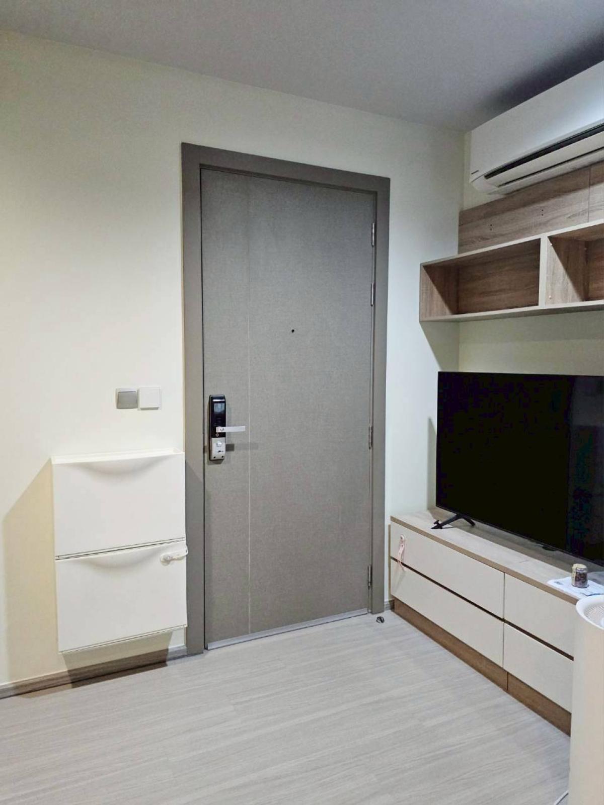 For SaleCondoRama9, Petchburi, RCA : 03/04/2026, Life Asoke - Rama 9 Condominium in the city center, 1 bedroom, ready to move in!
For sale at 4.4 million THB or rent at 25,000 THB/month. Near BTS/MRT Rama 9 0642748883