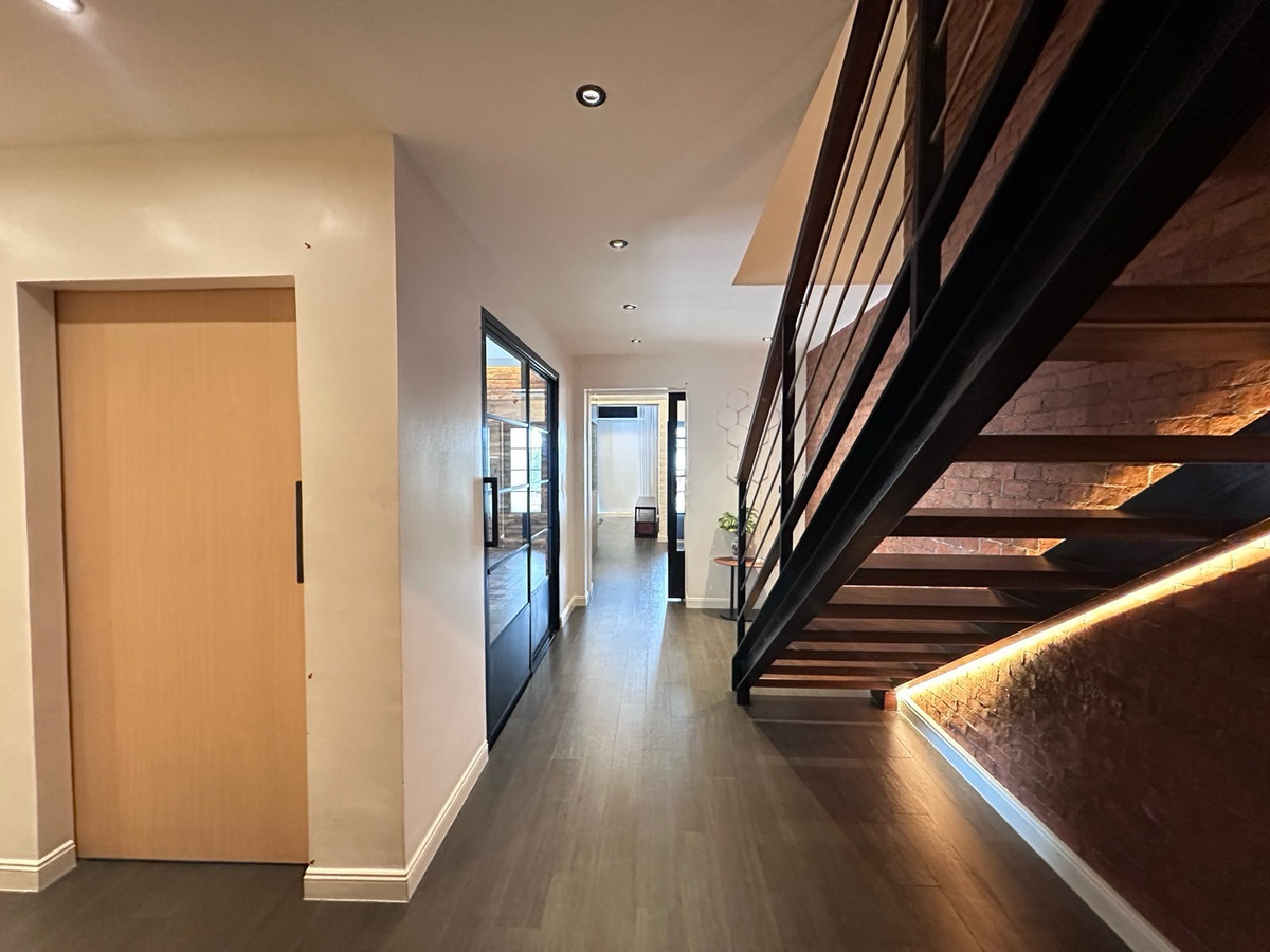 For SaleCondoOnnut, Udomsuk : 4 bedrooms for sale, price 25.7 MB, pets allowed. 
Call 0808144488