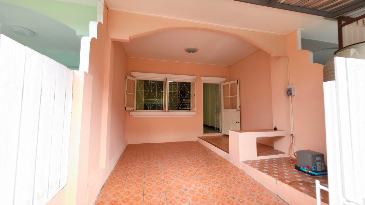 For SaleTownhomeNonthaburi, Bang Yai, Bangbuathong : 🏡 FOR SALE | Urgent sale! Newly renovated townhouse, ready to move in 📍 Nanthana Garden Village 1 (Tha It - Bang Rak Noi, Nonthaburi Province)