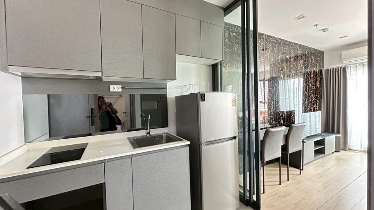 For RentCondoRama9, Petchburi, RCA : Baht/month