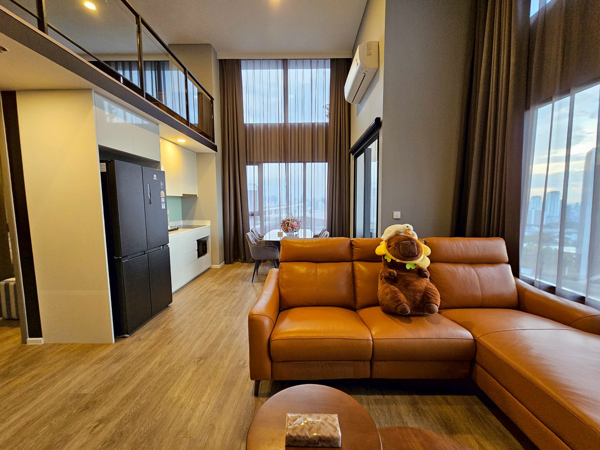 For SaleCondoRama9, Petchburi, RCA : *FOR SALE* LANDMARK at MRTA station (Siamese Rama9)