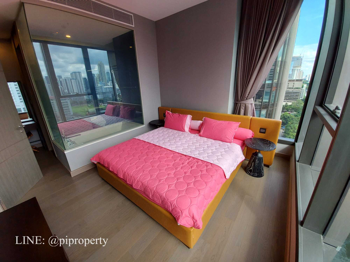 ขายคอนโดพระราม 9 เพชรบุรีตัดใหม่ RCA : ขายห้องชุด 1 ห้องนอนวิวสวย ในโครงการ THE ESSE at SINGHA COMPLEX สถานีรถไฟฟ้า MRT เพชรบุรี 0 เมตร ย่านอ่าวสเก - พระราม 9