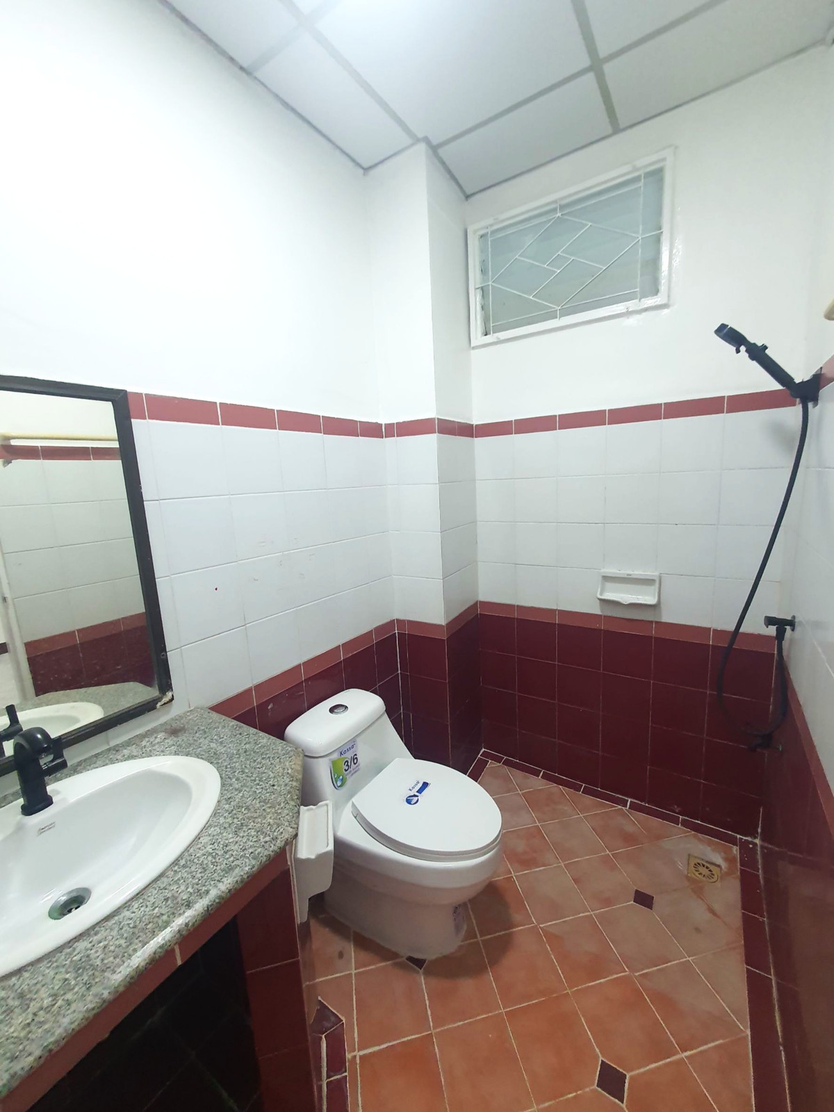 ขายทาวน์โฮมมีนบุรี-ร่มเกล้า : ขายทาวน์เฮ้าส์ หมู่บ้านรุ่งกิจวิลล่า11 รีโนเวทใหม่ทั้งหลัง ราคาถูก ฟรีโอน !  