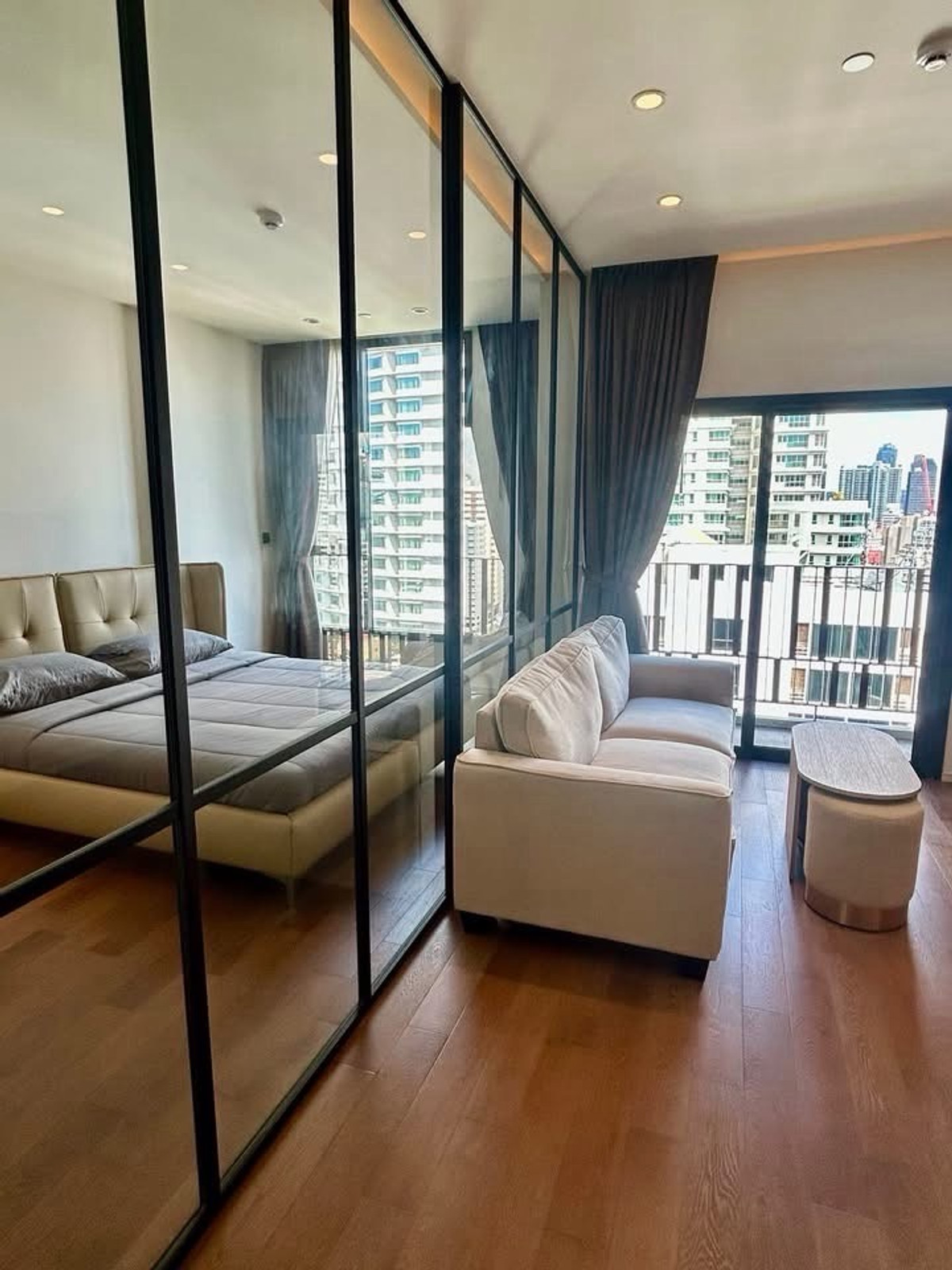 For RentCondoSukhumvit, Asoke, Thonglor : Pet Friendly Condo for Rent Near BTS Asok and MRT Sukhumvit at Muniq Sukhumvit 23
