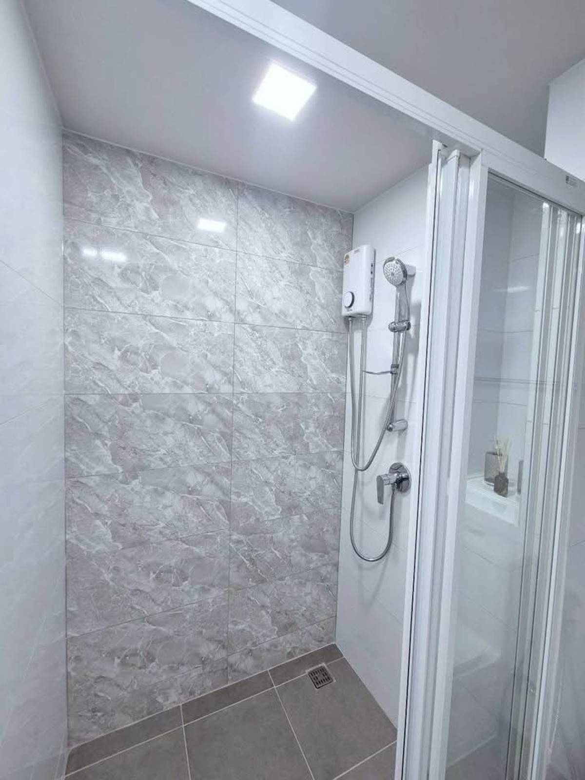 For RentCondoOnnut, Udomsuk : 13,000 baht / month