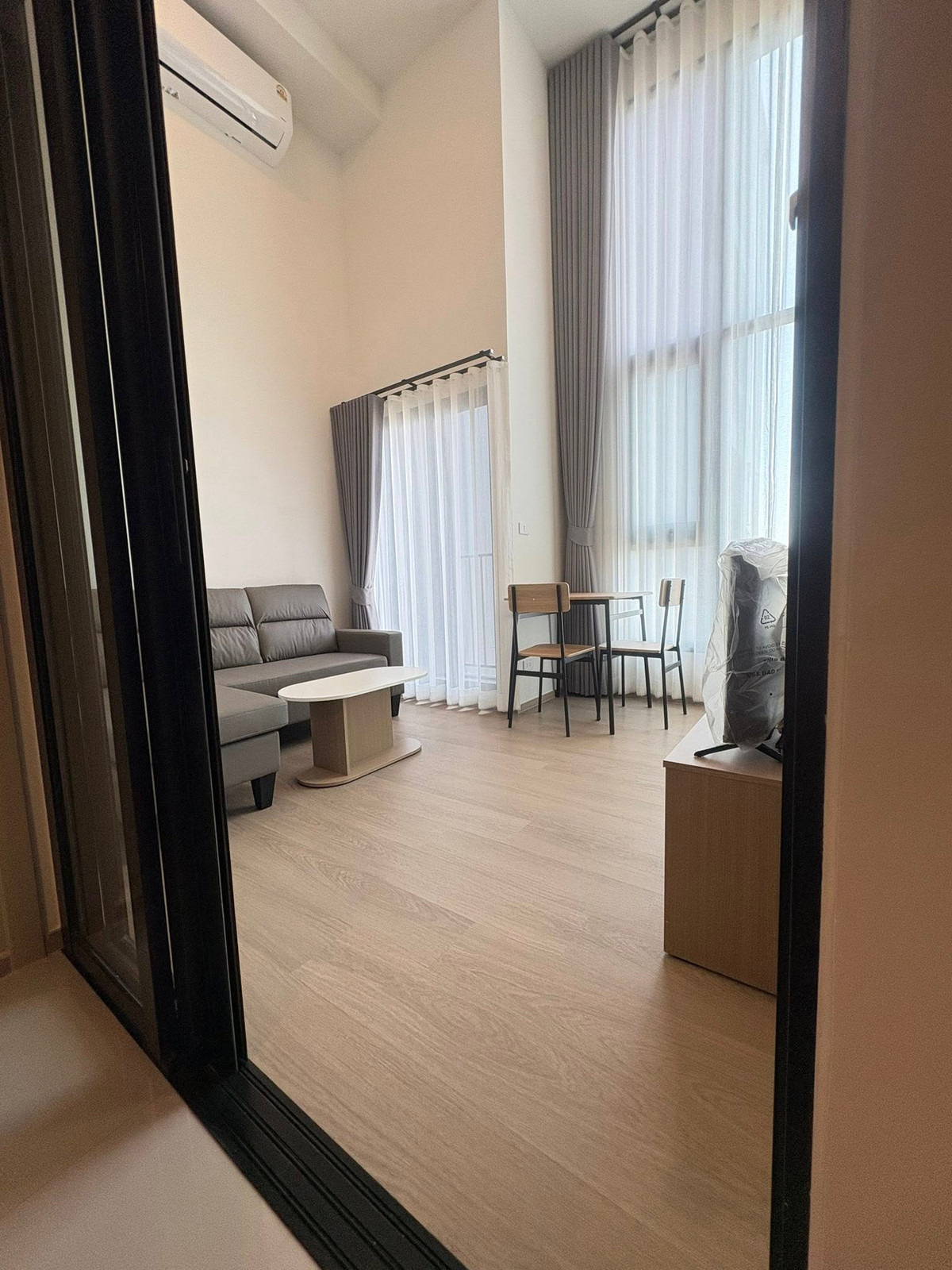 ให้เช่าคอนโดปิ่นเกล้า จรัญสนิทวงศ์ : ⭐️  Origin Play Bangkhunnon Triple Station ⭐️ ห้องLoft 1 ห้องนอน  1 ห้องน้ำ  Fully Furnished  พร้อมย้าย