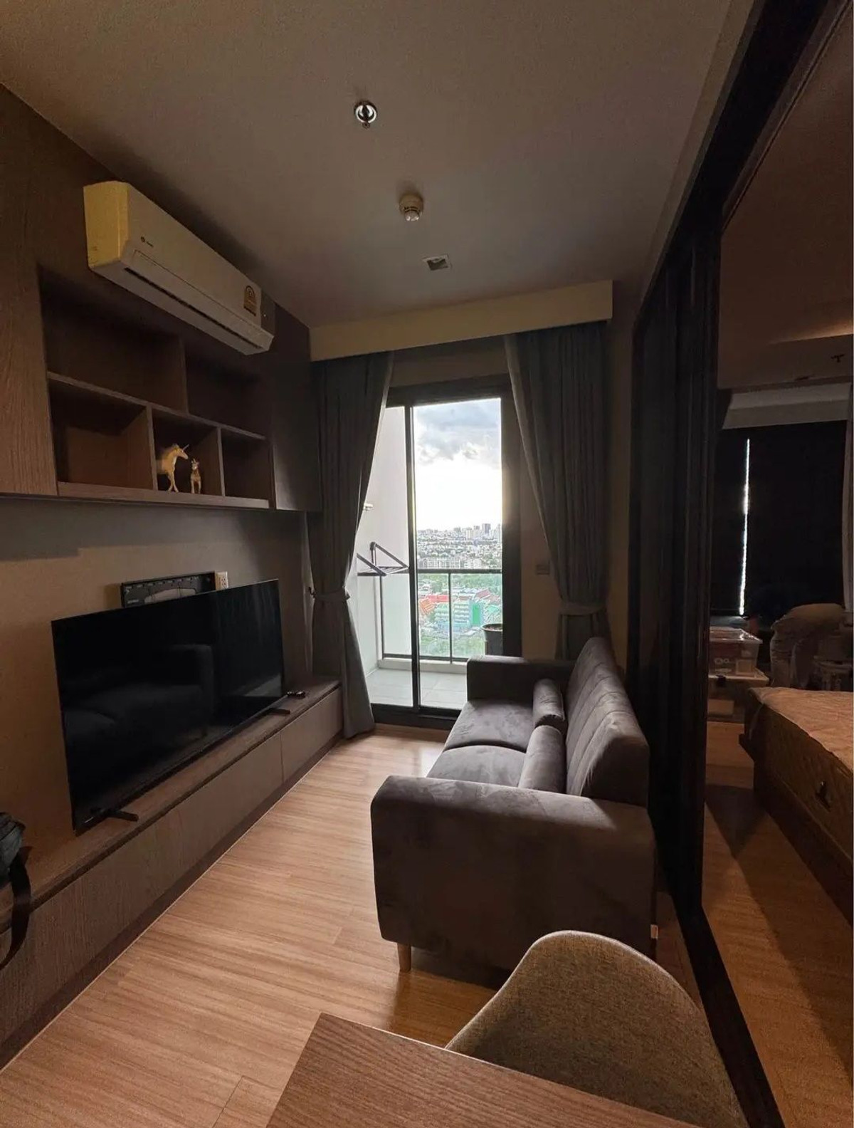 ให้เช่าคอนโดสะพานควาย จตุจักร :  💥 FOR RENT   :   M  Jatujak Condo   💥  