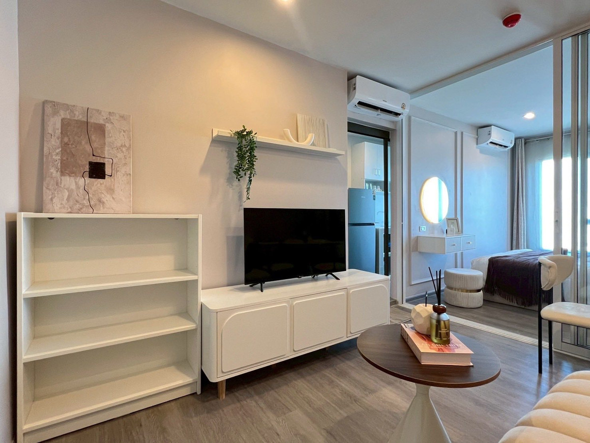 For RentCondoThaphra, Talat Phlu, Wutthakat : ⭐️ Regent Home Wutthakat ⭐️ Room size 26 sq m. Well decorated, very beautiful room. Complete electrical appliances