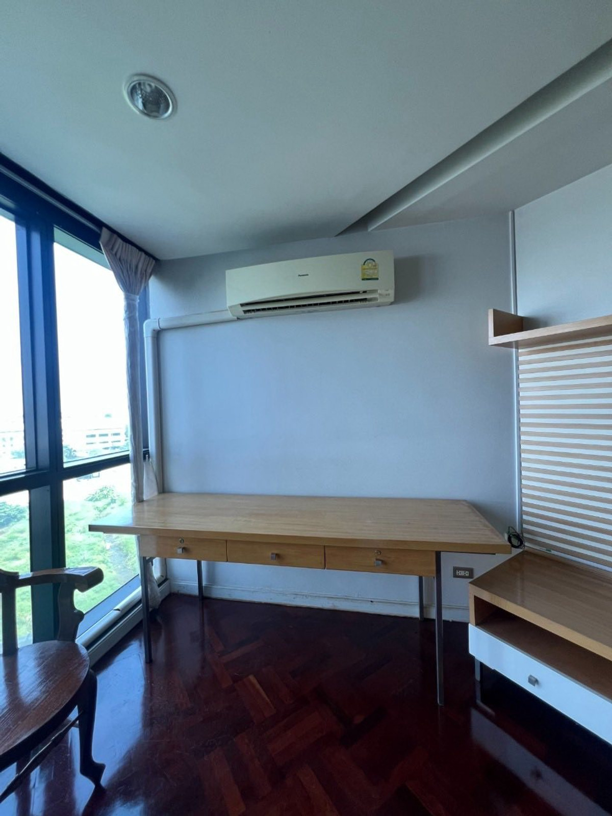 For RentCondoBangna, Bearing, Lasalle : NS Tower 128 sq.m. Please add LINE ID @806qphgn o8415o5483