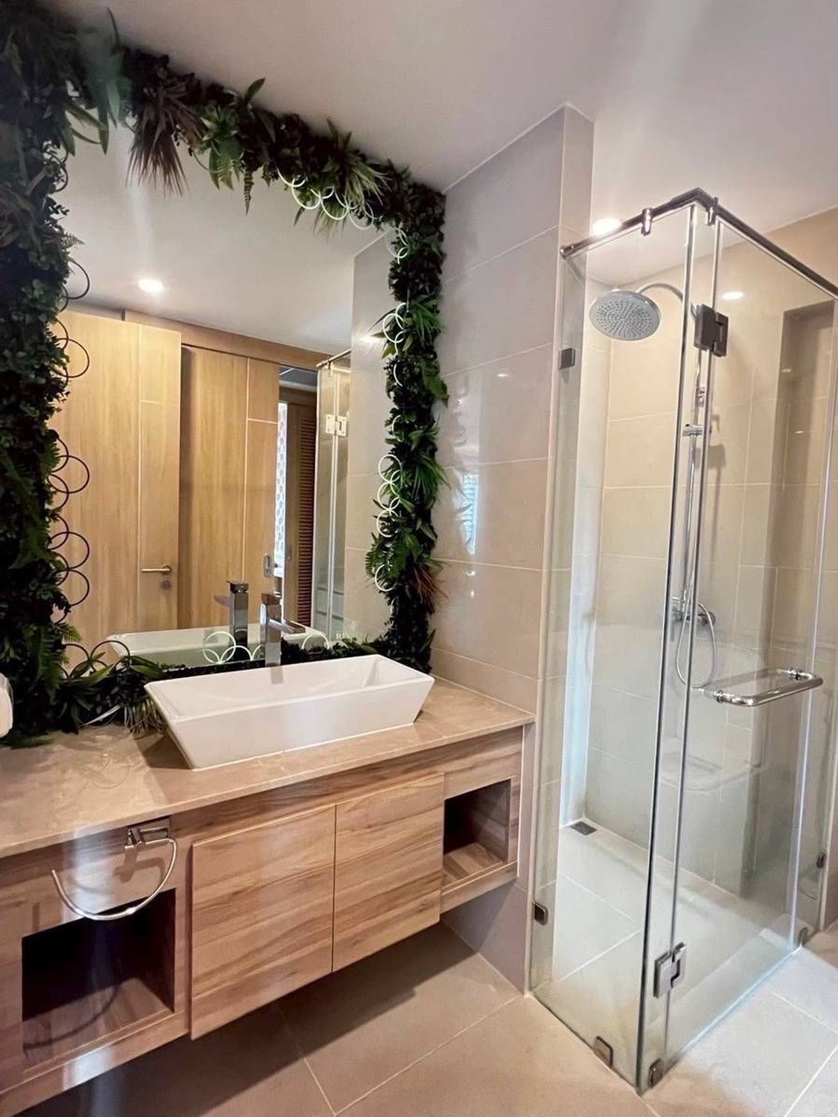 For SaleCondoPattaya, Bangsaen, Chonburi : For Sale Condo The Riviera Jomtien (S03-2644)