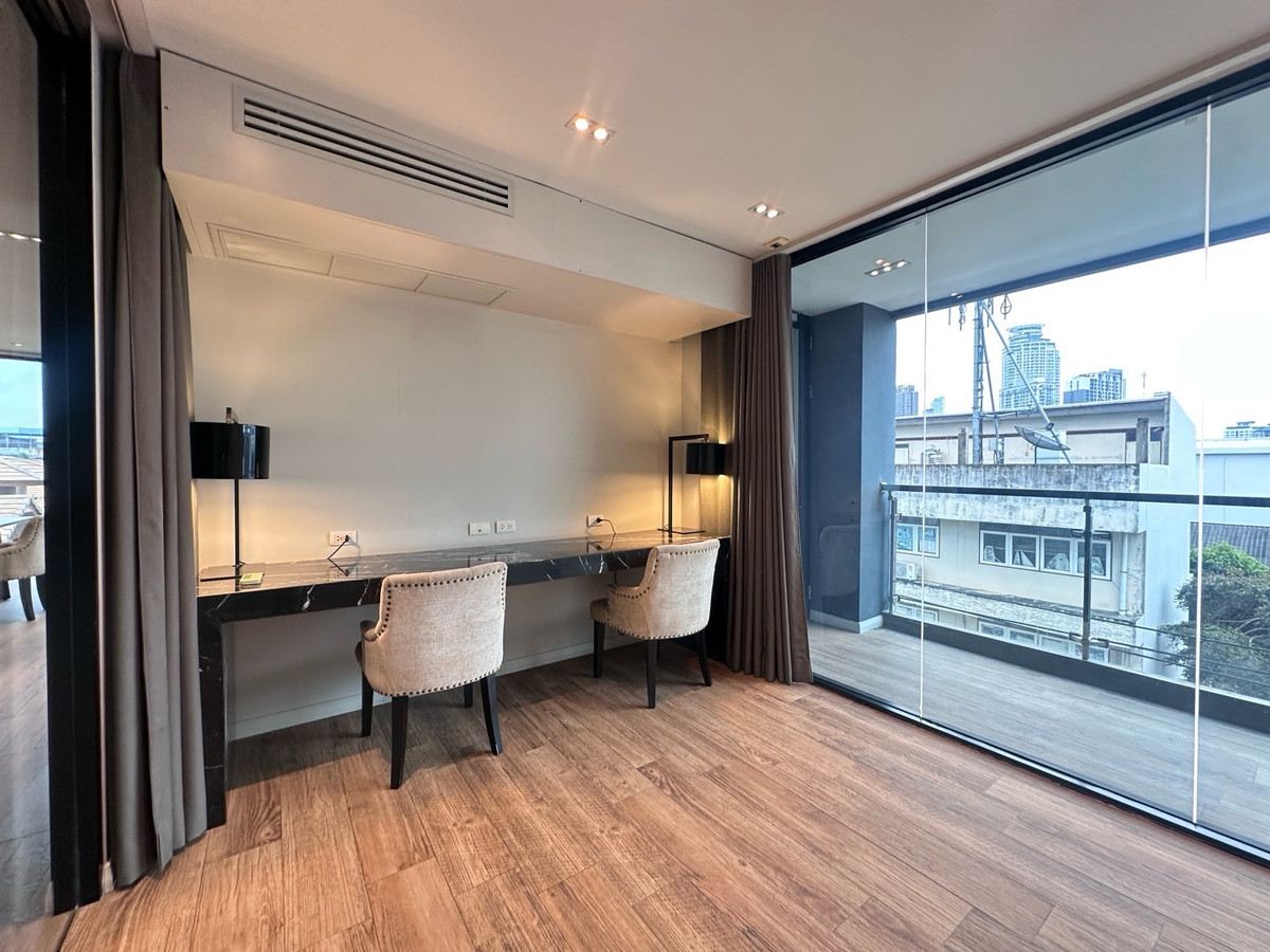 For RentCondoOnnut, Udomsuk : For rent, 2 bedrooms, 192 sq m, price 120,000 baht 0808144488