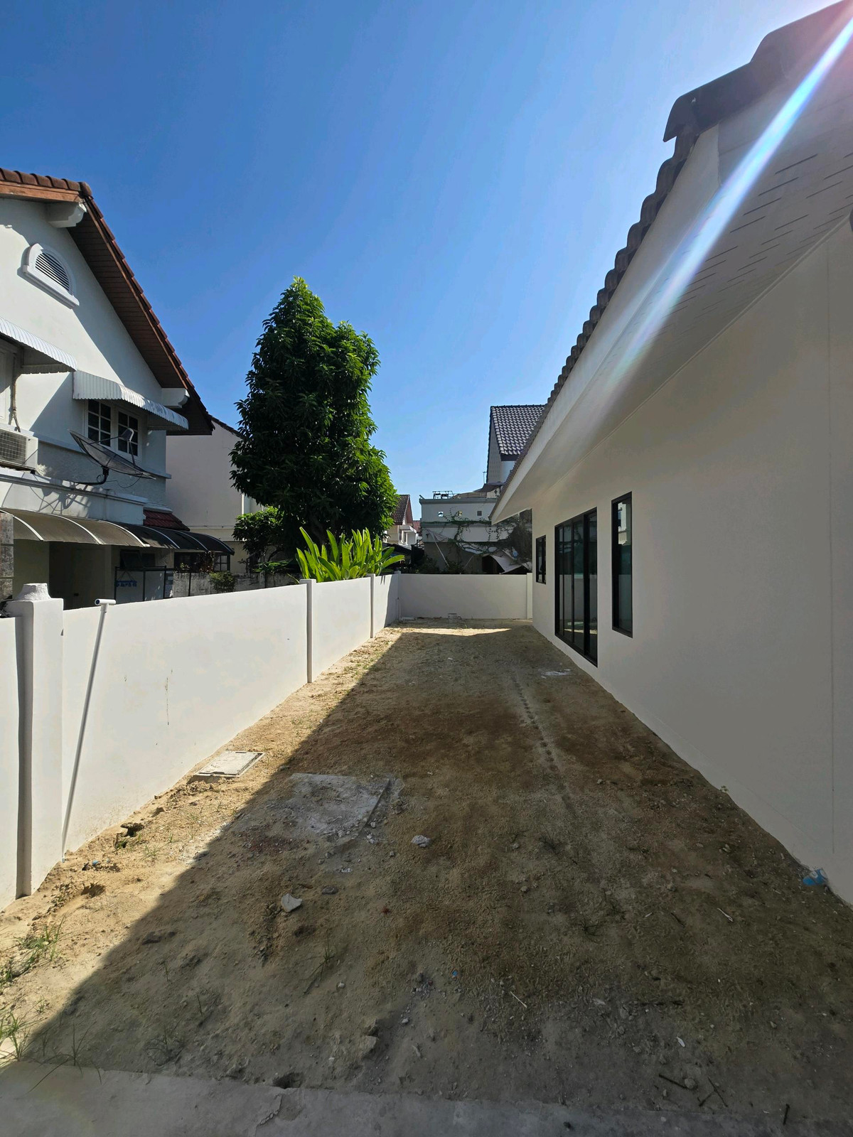 For SaleHome OfficePathum Thani,Rangsit, Thammasat : 🏡 Home office 8 parking spaces, renovated + new extension of the whole house, near Rangsit University 📌