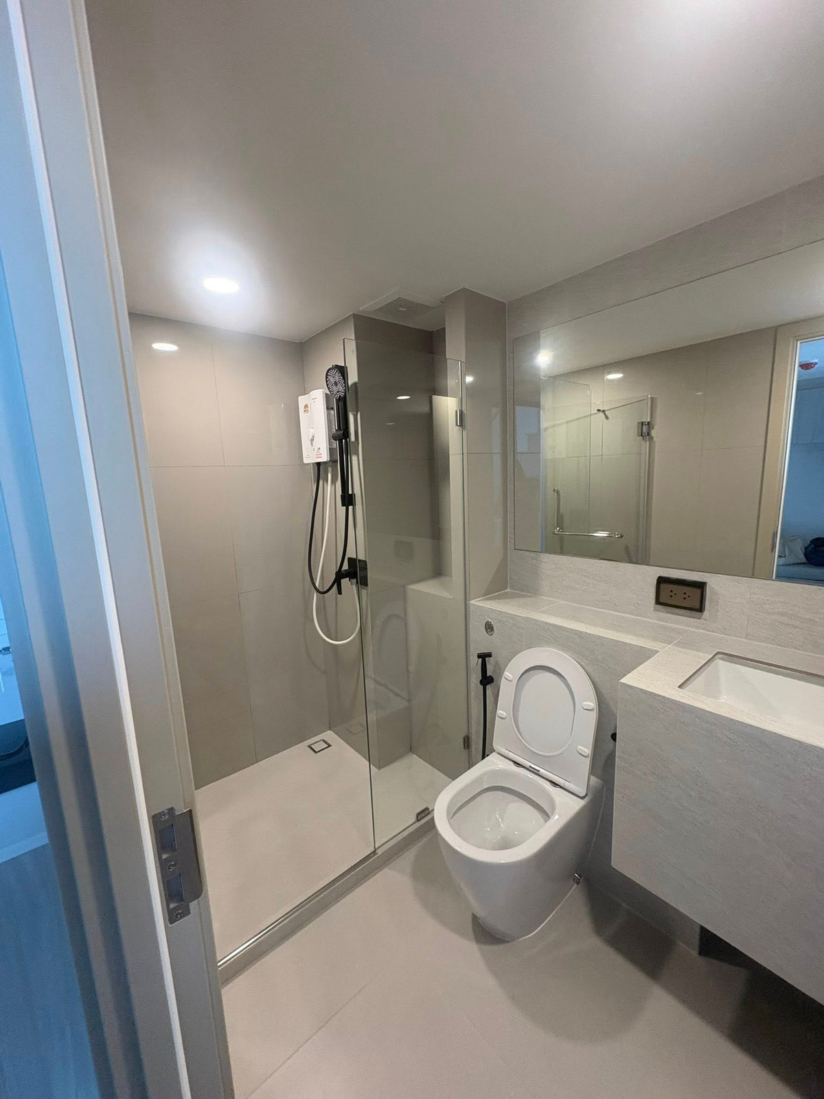 ให้เช่าคอนโดปิ่นเกล้า จรัญสนิทวงศ์ : ⭐️  Origin Play Bangkhunnon Triple Station ⭐️ ห้องLoft 1 ห้องนอน  1 ห้องน้ำ  Fully Furnished  พร้อมย้าย