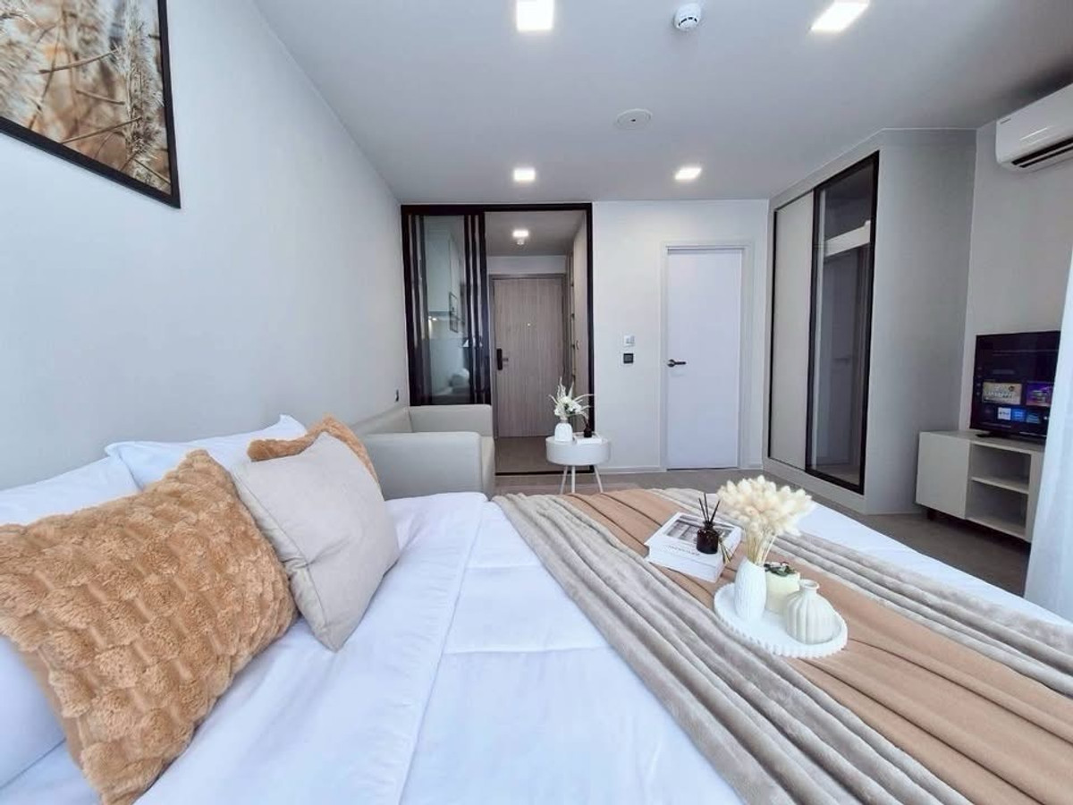 For RentCondoOnnut, Udomsuk : 13,000 baht / month