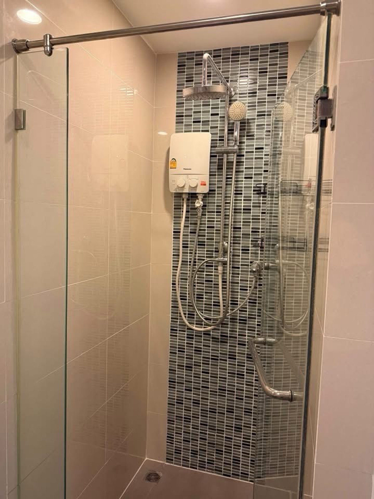 For RentCondoOnnut, Udomsuk : Rent 16,000 baht / month