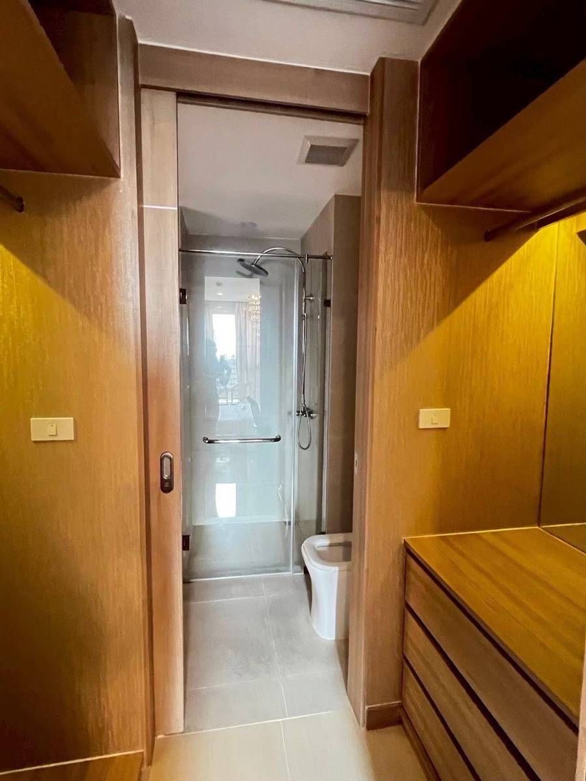 For SaleCondoPattaya, Bangsaen, Chonburi : For Sale Condo The Riviera Jomtien (S03-2644)