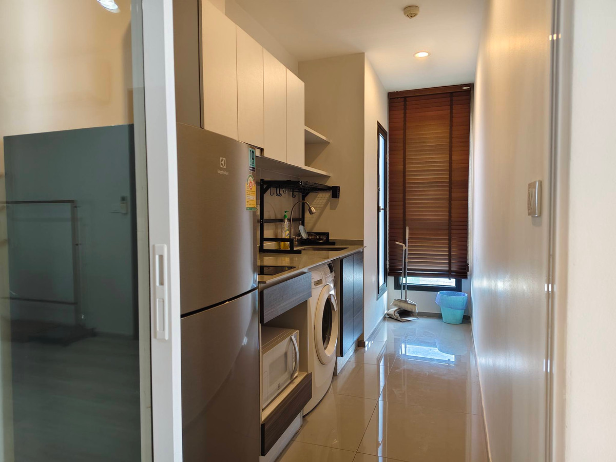 For RentCondoRatchadapisek, Huaikwang, Suttisan : ⭐️ Centric Huai Khwang Station ⭐️2 bedrooms, 2 bathrooms, 60 sq m., complete with electrical appliances, ready to move in.