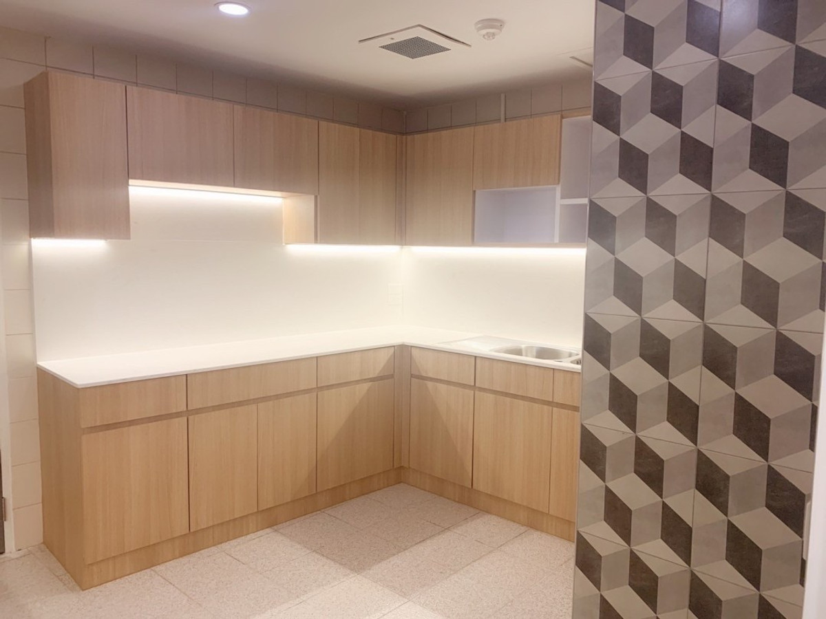 For SaleCondoSukhumvit, Asoke, Thonglor : Best price!! Newly renovated ✨President Park Sukhumvit 24✨3 beds 3 baths, Size 223 sqm., near BTS / MRT Phromphong (1.1 km) Tel.0982645161 