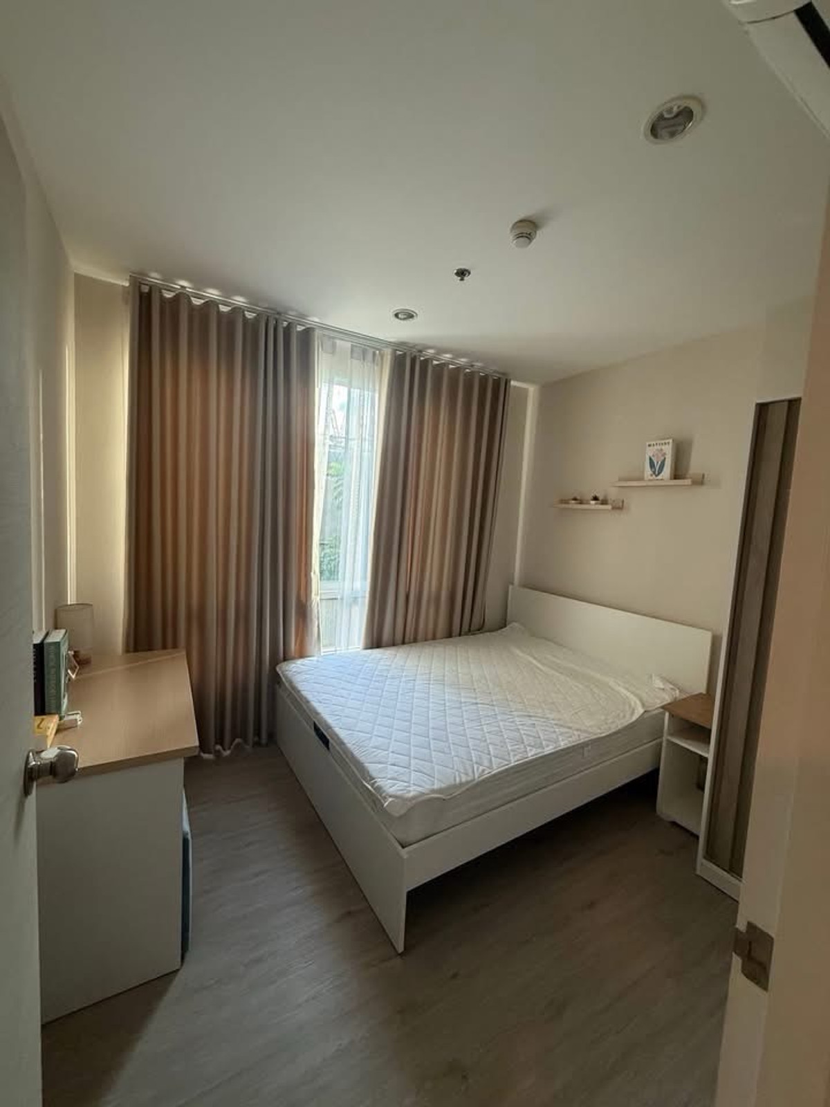 For RentCondoOnnut, Udomsuk : Rent 16,000 baht / month