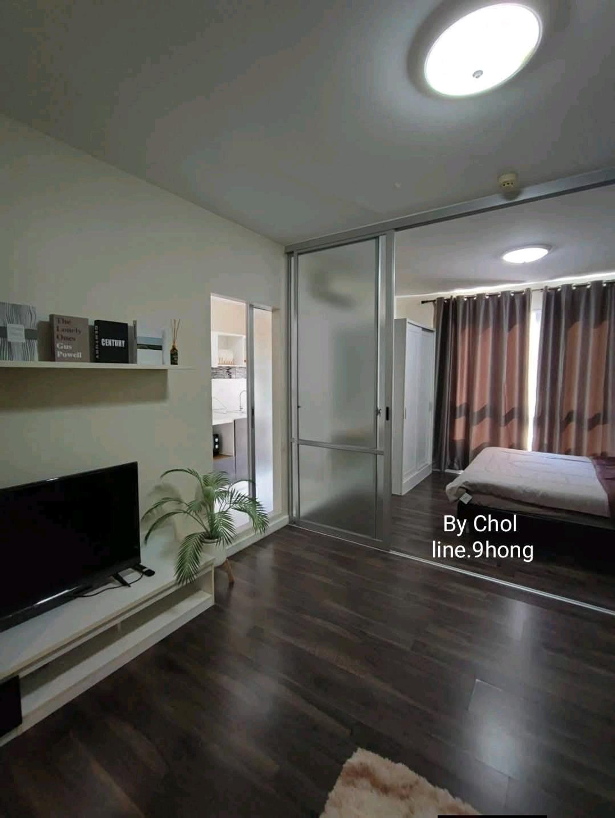 For RentCondoPinklao, Charansanitwong : Near BTS-MRT BangWa Interchange, 1 bedroom type, has a washing machine.