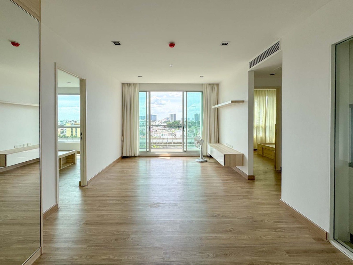 ให้เช่าคอนโดท่าพระ ตลาดพลู วุฒากาศ : ให้เช่า •🏢 𝐓𝐡𝐞 𝐫𝐨𝐨𝐦 สาทร-ตากสิน | #ห้องรีโนเวทใหม่✨2 ห้องนอน เฟอร์ใหม่จาก 𝘚𝘉 𝘍𝘶𝘳𝘯𝘪𝘵𝘶𝘳𝘦  (Add LINE : aae.mmproperty)