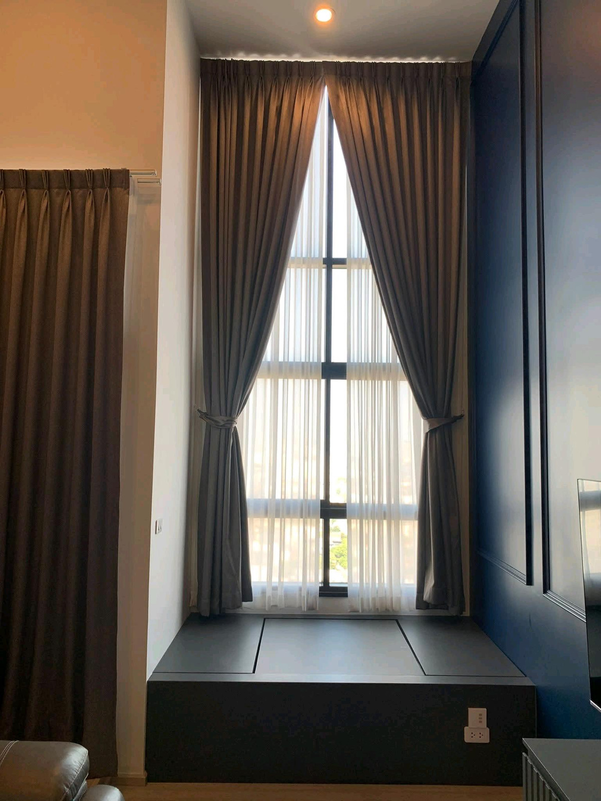 For RentCondoPinklao, Charansanitwong : About 300 meters from MRT Bang Phlat, Ideo Charan 70 Riverview 
, fully furnished. Ready to move in 🛋