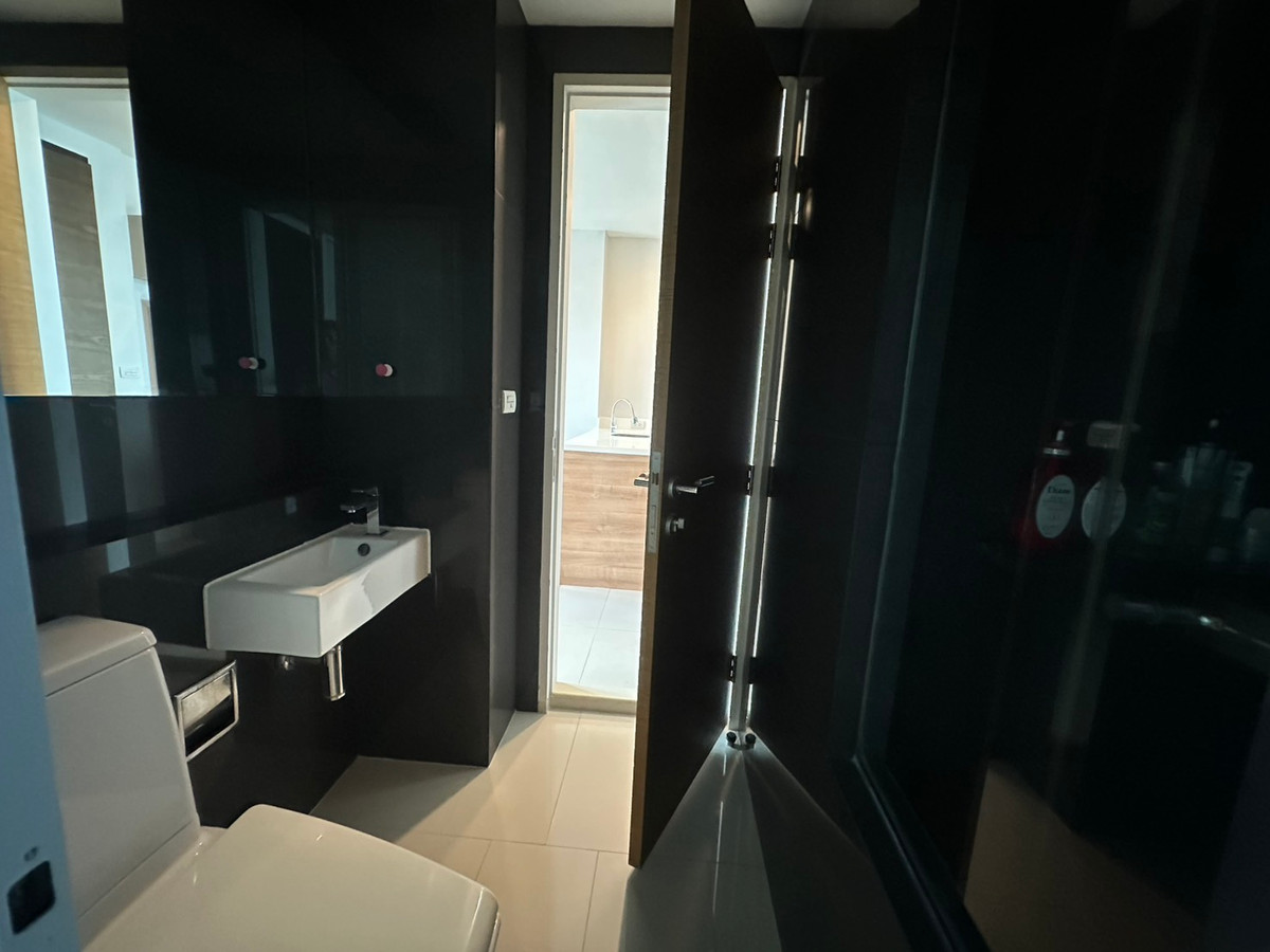 ให้เช่าคอนโดสะพานควาย จตุจักร :  💥 FOR RENT   :   Rhythm Phahon-Ari  Condo   💥  