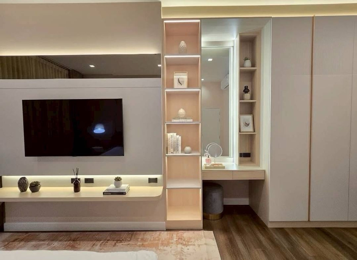 ให้เช่าบ้านบางนา แบริ่ง ลาซาล : 位于 Bangkok Boulevard Bangna KM.5
主干道优越位置，靠近会所，环境安静私密，居住品质极佳。