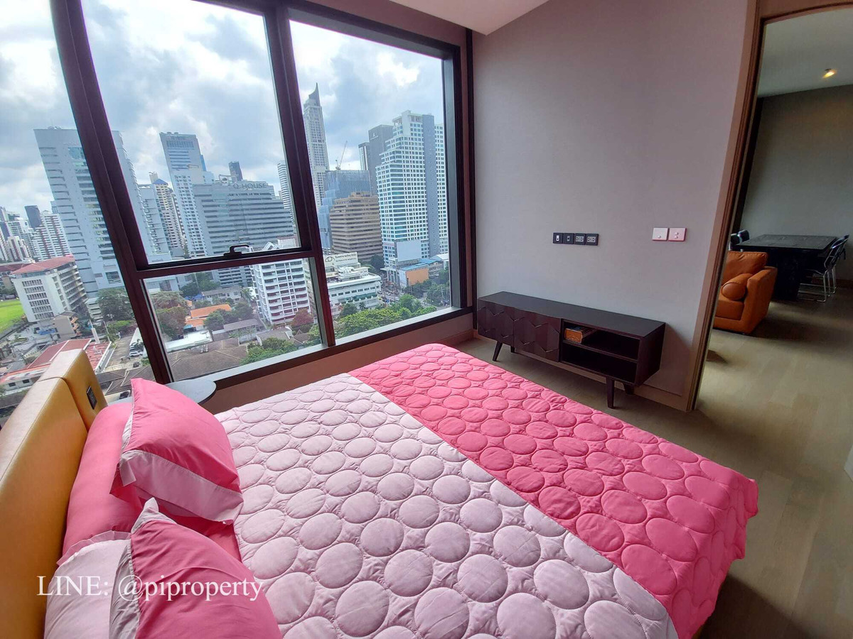 ขายคอนโดพระราม 9 เพชรบุรีตัดใหม่ RCA : ขายห้องชุด 1 ห้องนอนวิวสวย ในโครงการ THE ESSE at SINGHA COMPLEX สถานีรถไฟฟ้า MRT เพชรบุรี 0 เมตร ย่านอ่าวสเก - พระราม 9